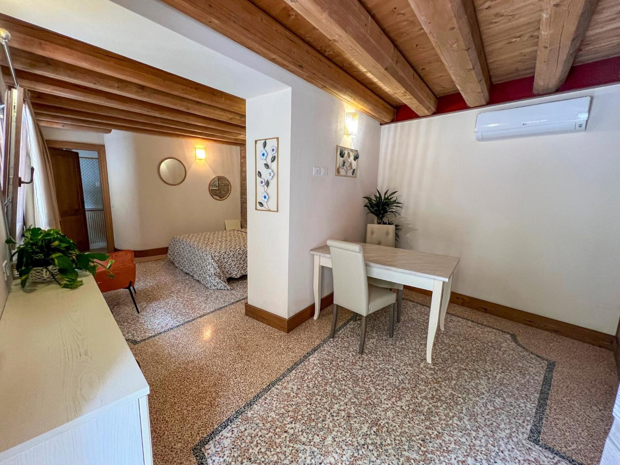 Le 4 Camere