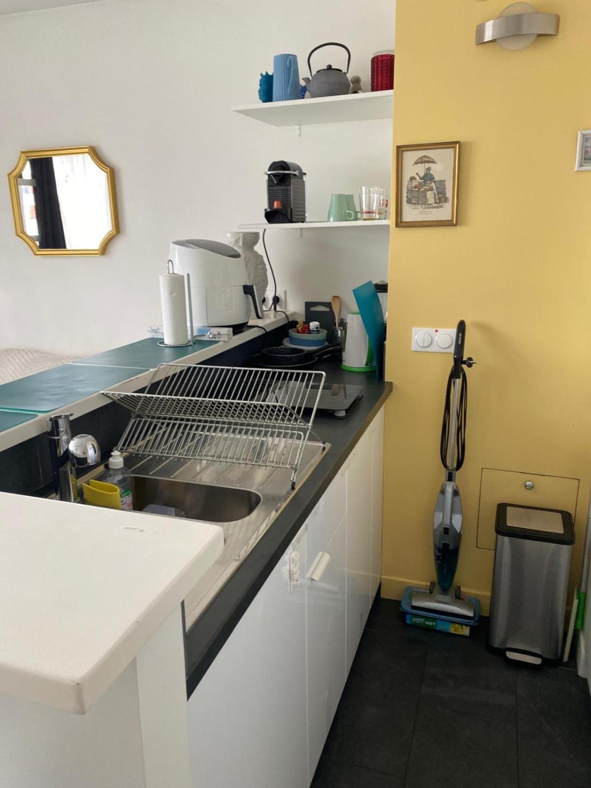 Cosy Apartment in Paris - Buttes Montmartre