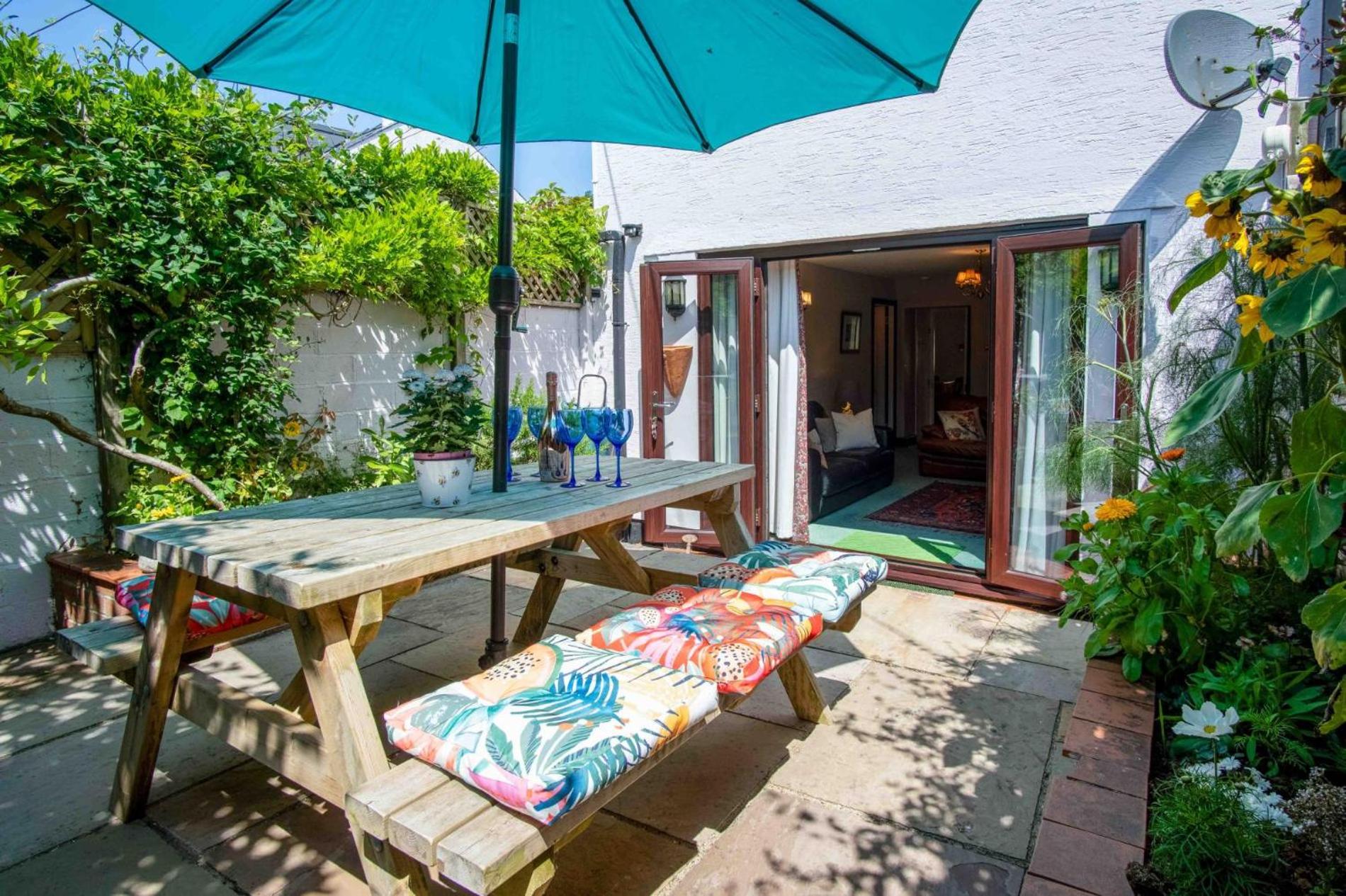 Rose Cottage - 3 Bedroom - Murton Mumbles