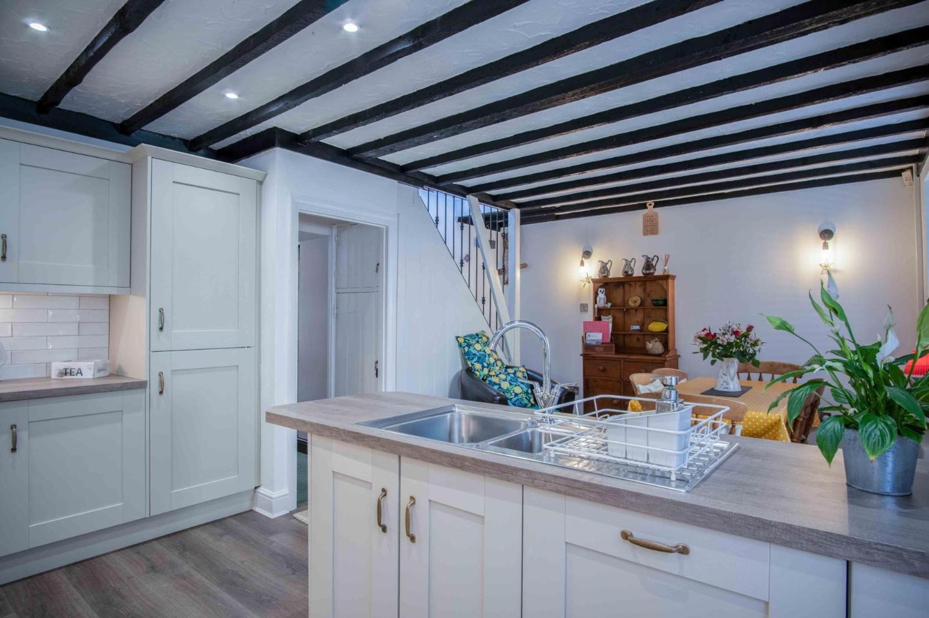 Rose Cottage - 3 Bedroom - Murton Mumbles