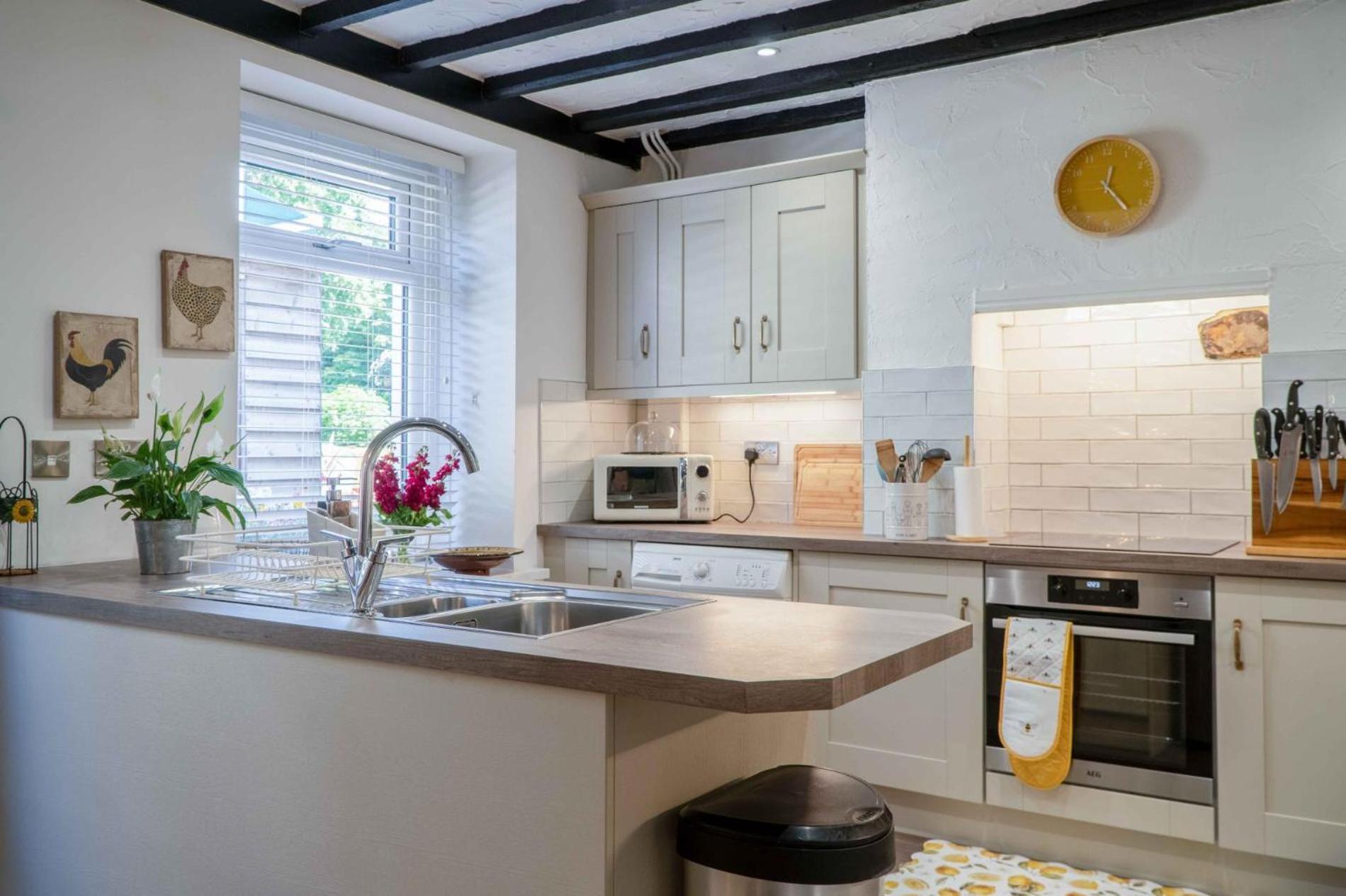 Rose Cottage - 3 Bedroom - Murton Mumbles