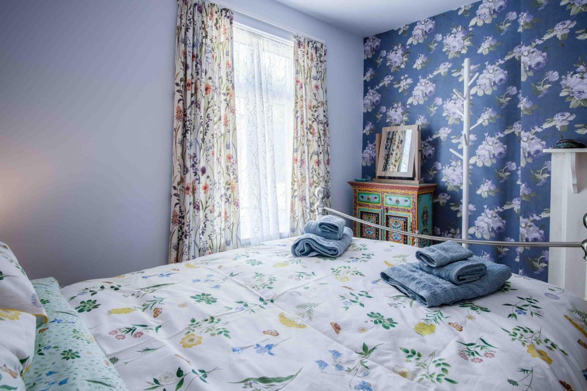 Rose Cottage - 3 Bedroom - Murton Mumbles