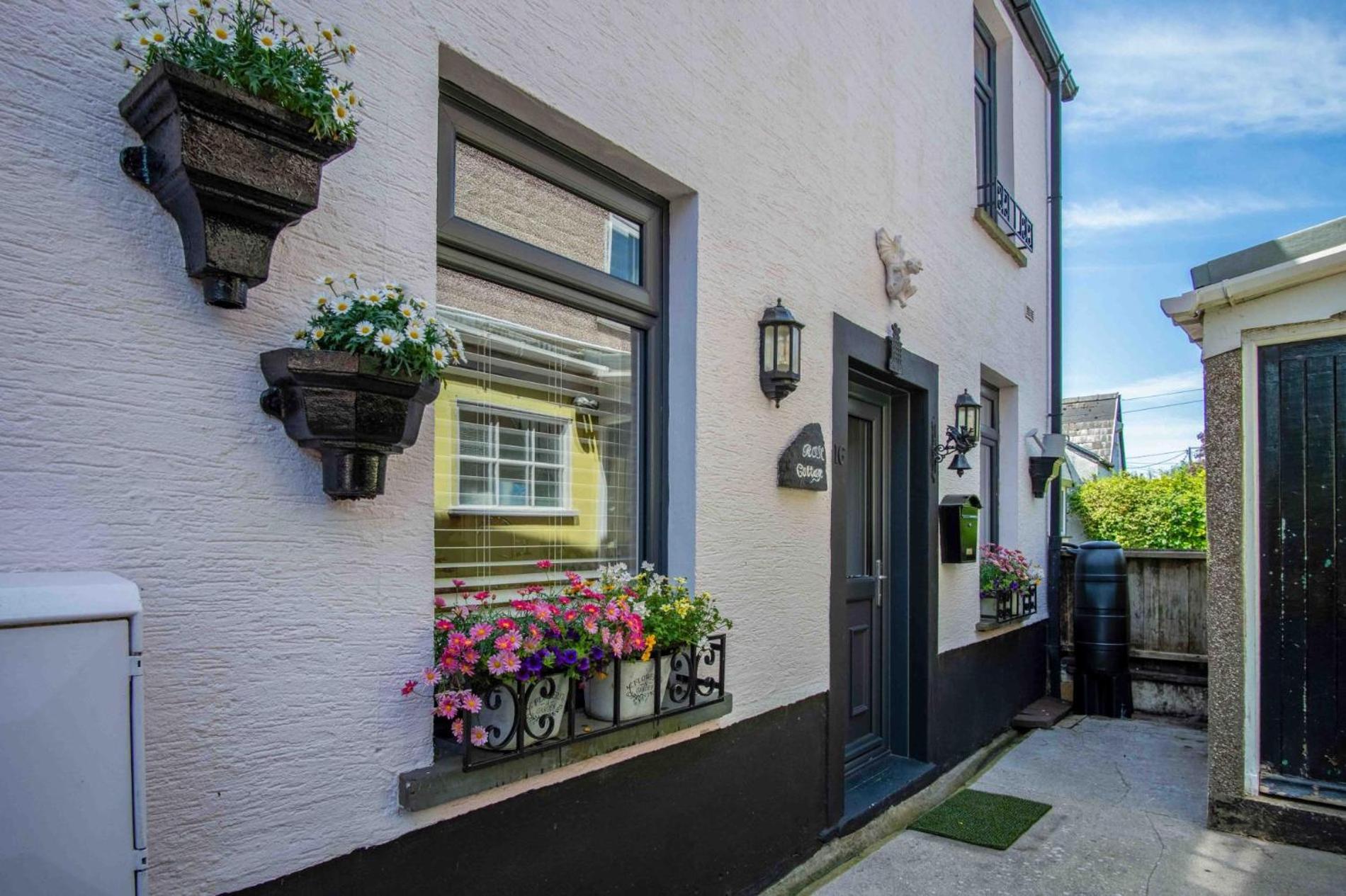 Rose Cottage - 3 Bedroom - Murton Mumbles
