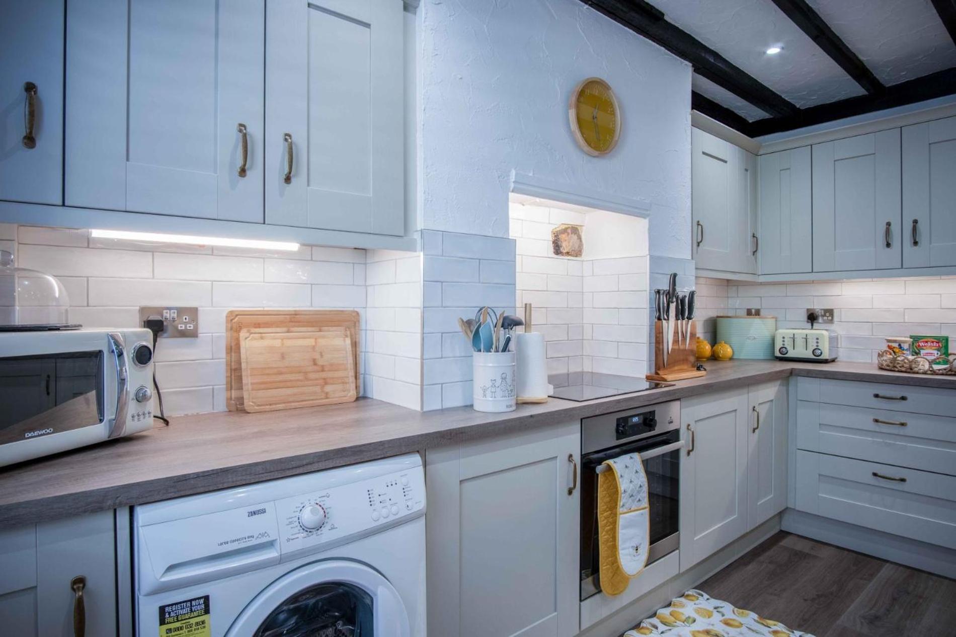 Rose Cottage - 3 Bedroom - Murton Mumbles