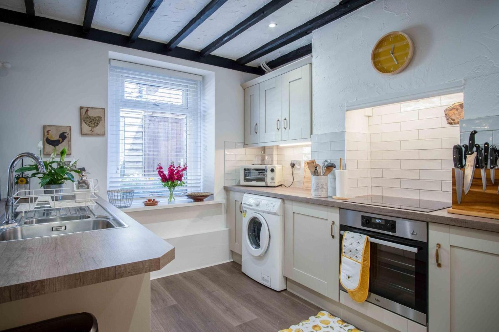 Rose Cottage - 3 Bedroom - Murton Mumbles