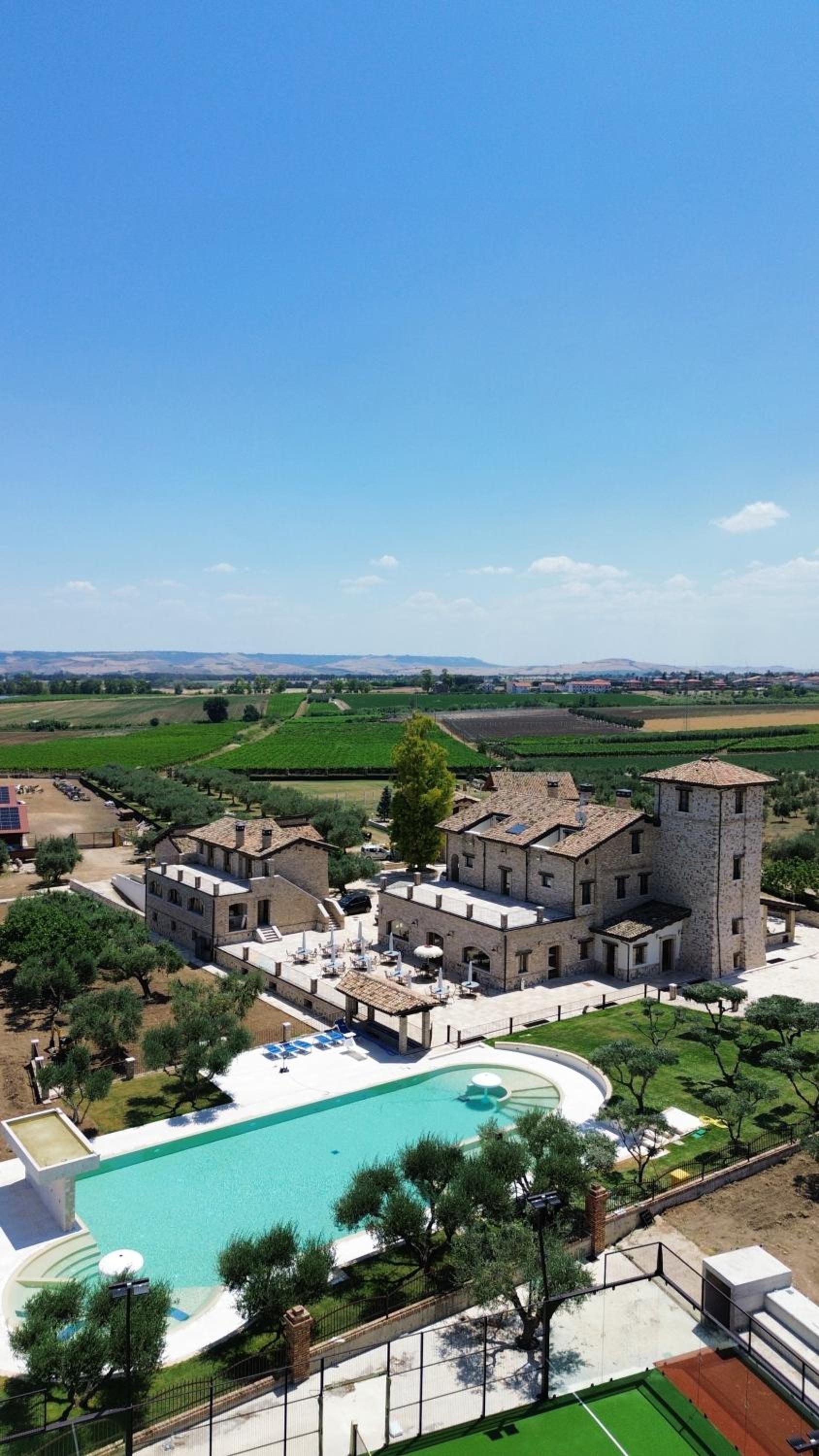 Casale Madonna Grande Wine Resort