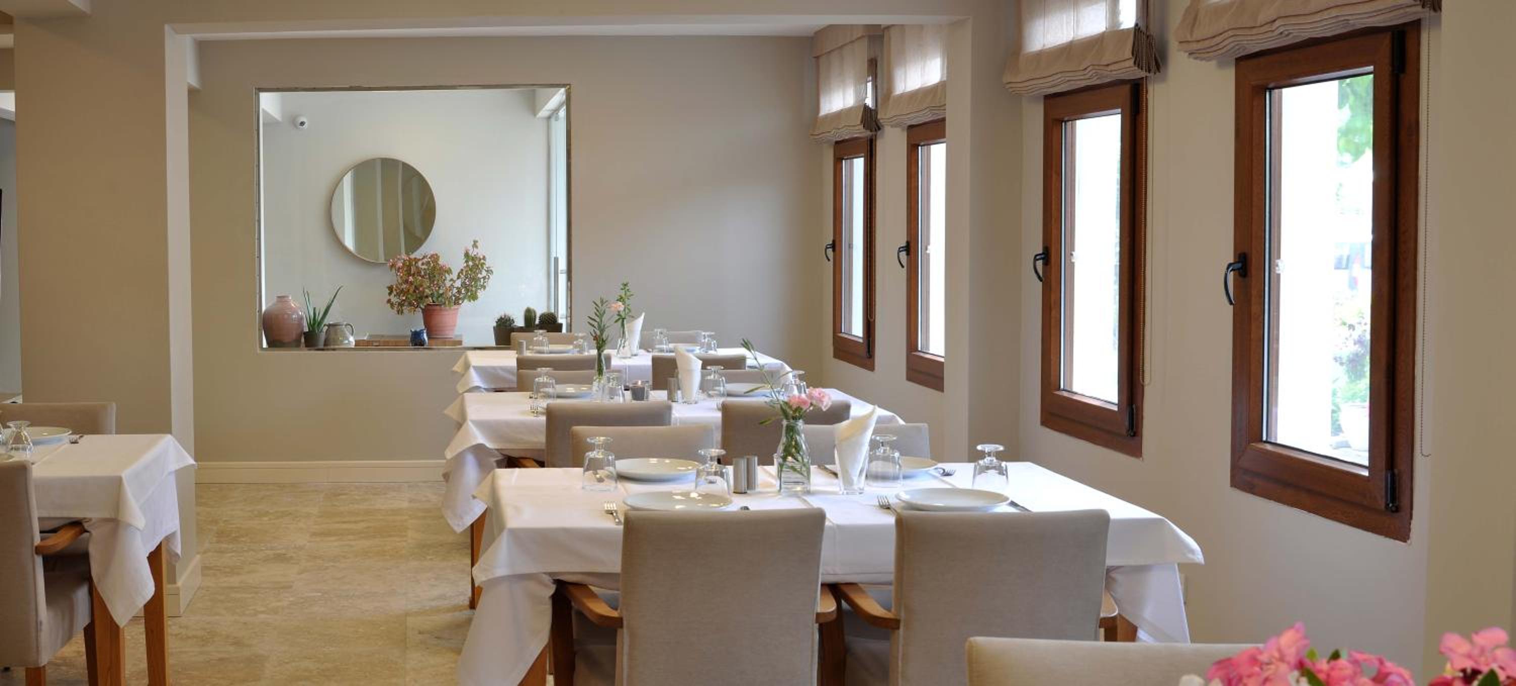Teos Lodge Pansiyon