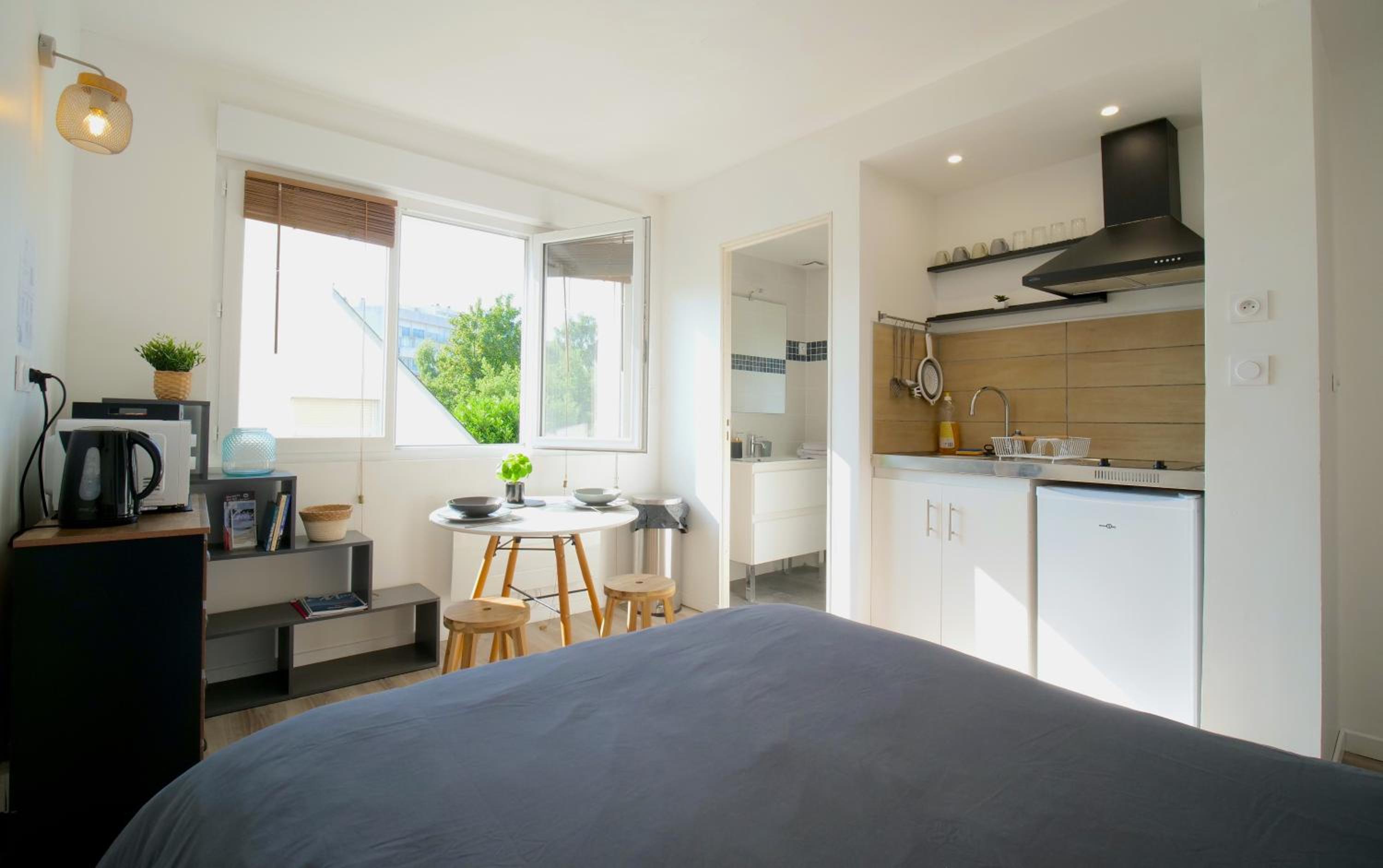 Cozy studio - ideal pour pros - parking - WiFi
