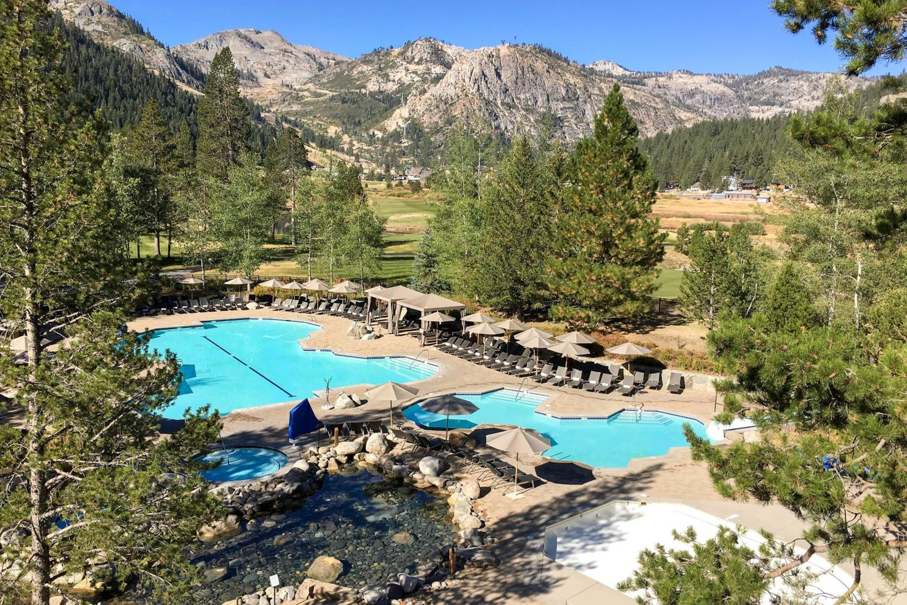 Pool, Hot Tub and Golf Everline Resort Corner Suite