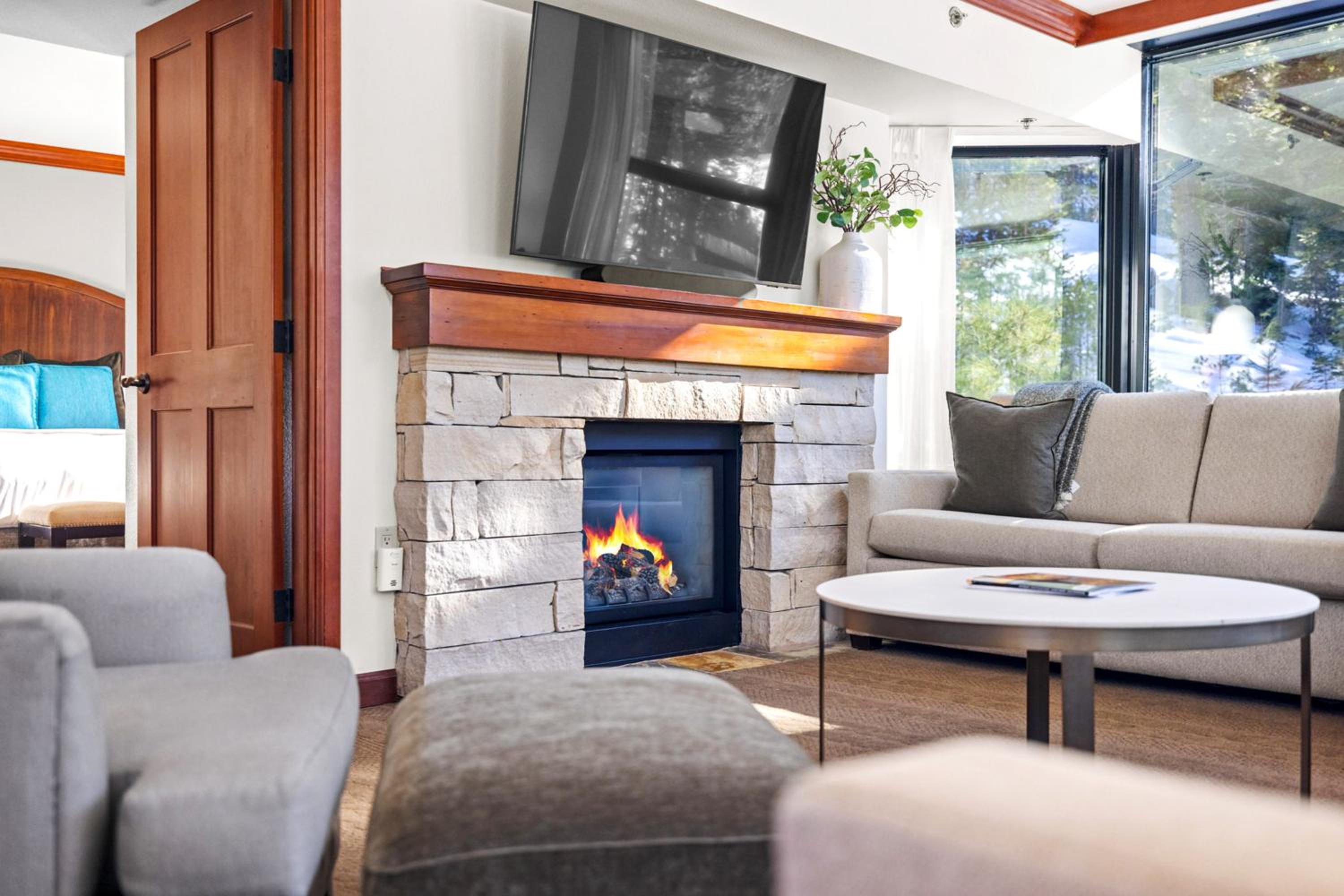 Pool, Hot Tub and Golf Everline Resort Corner Suite