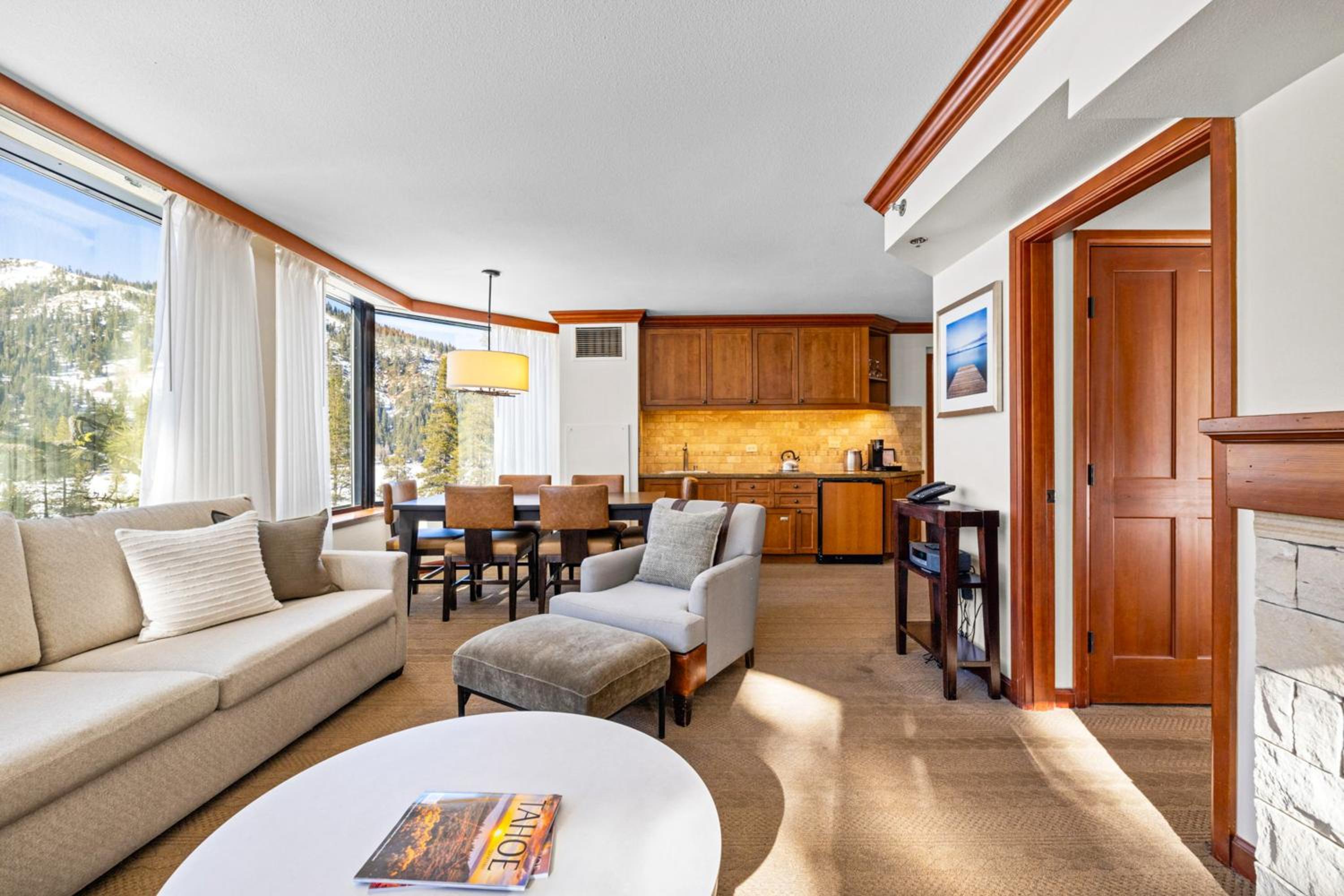 Pool, Hot Tub and Golf Everline Resort Corner Suite