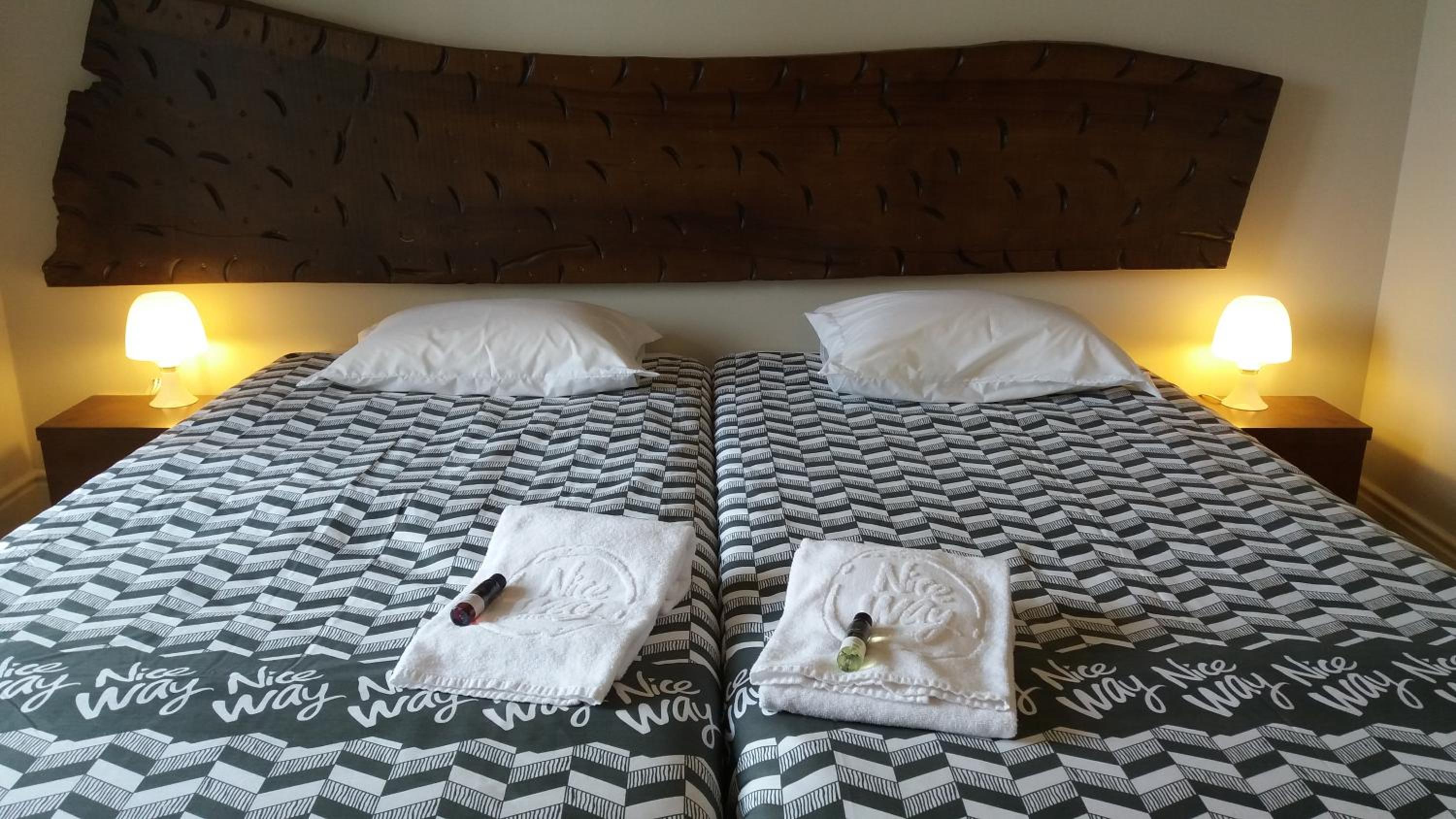 Nice Way Porto Hostel