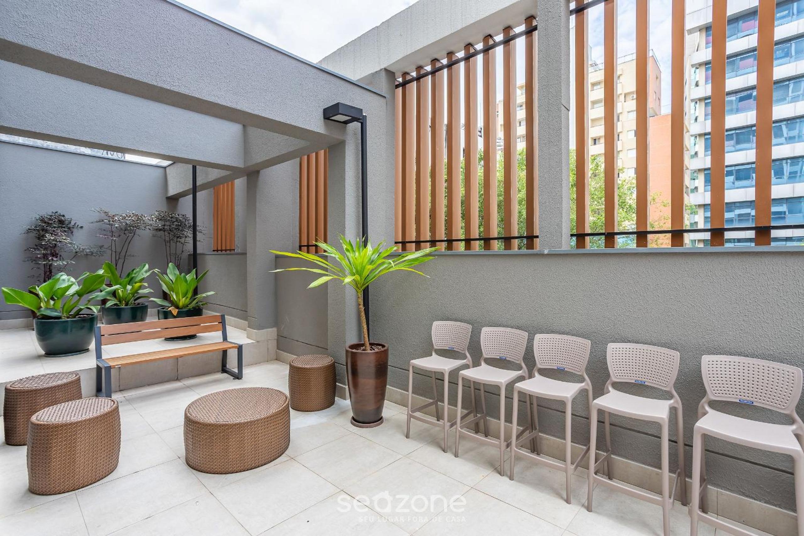 NXOs - Building with Gym and Laundry in Consolação-SP