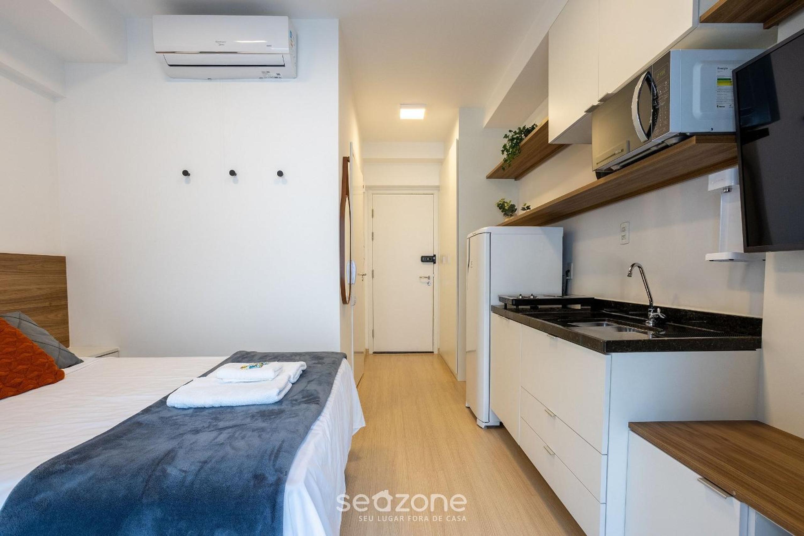 NXOs - Building with Gym and Laundry in Consolação-SP