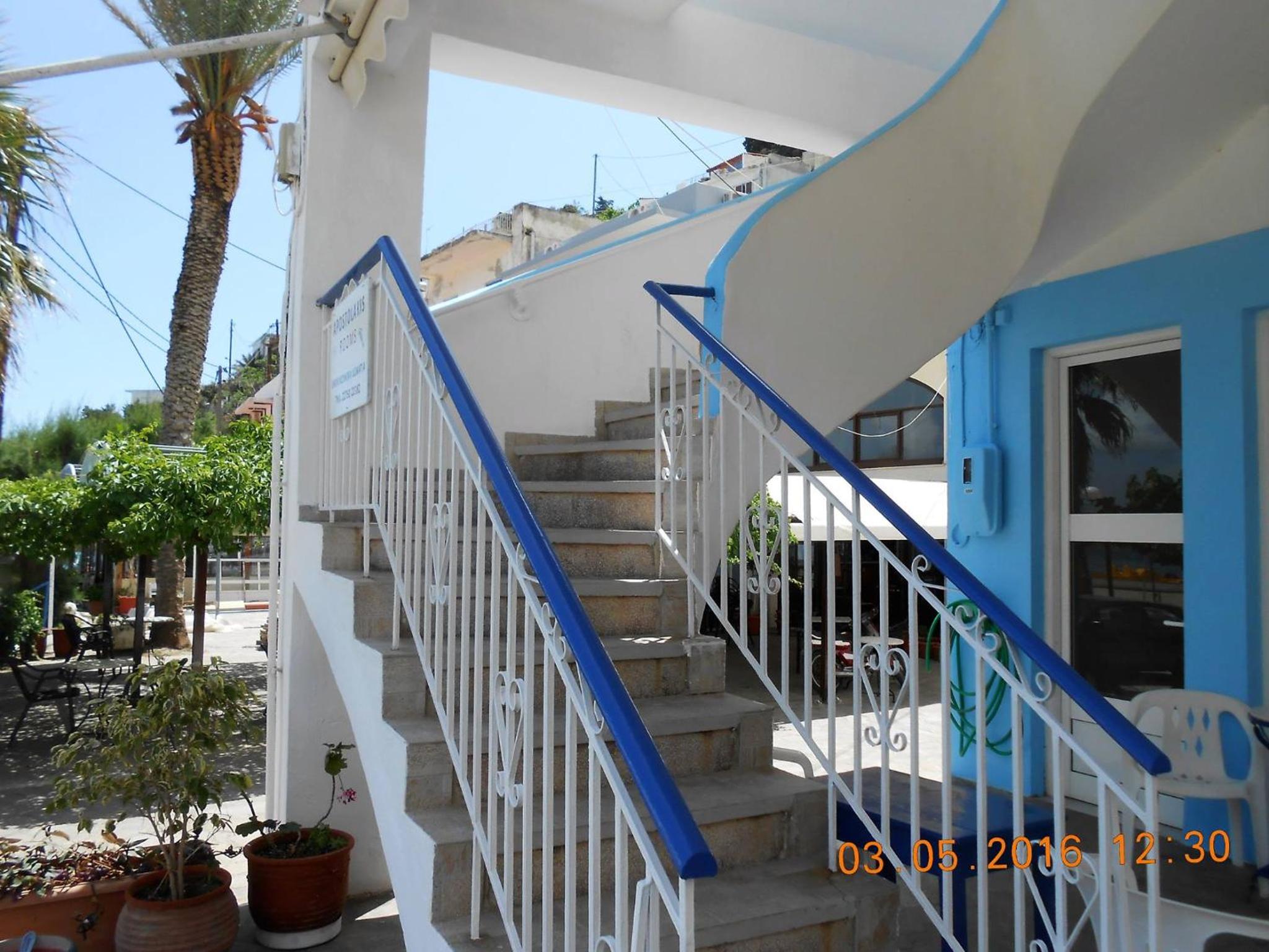 Apostolakis Rooms