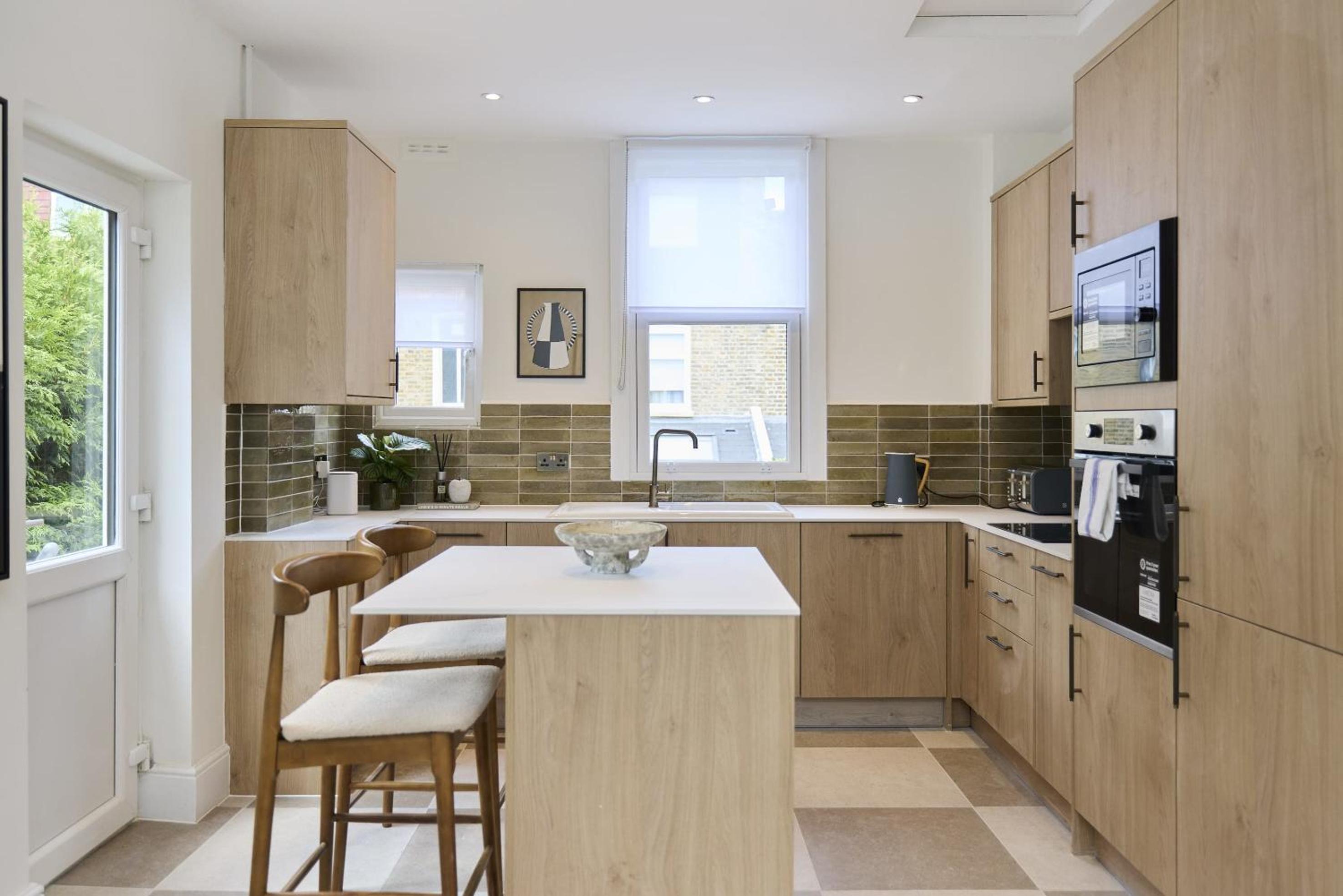 The Earlsfield Flat