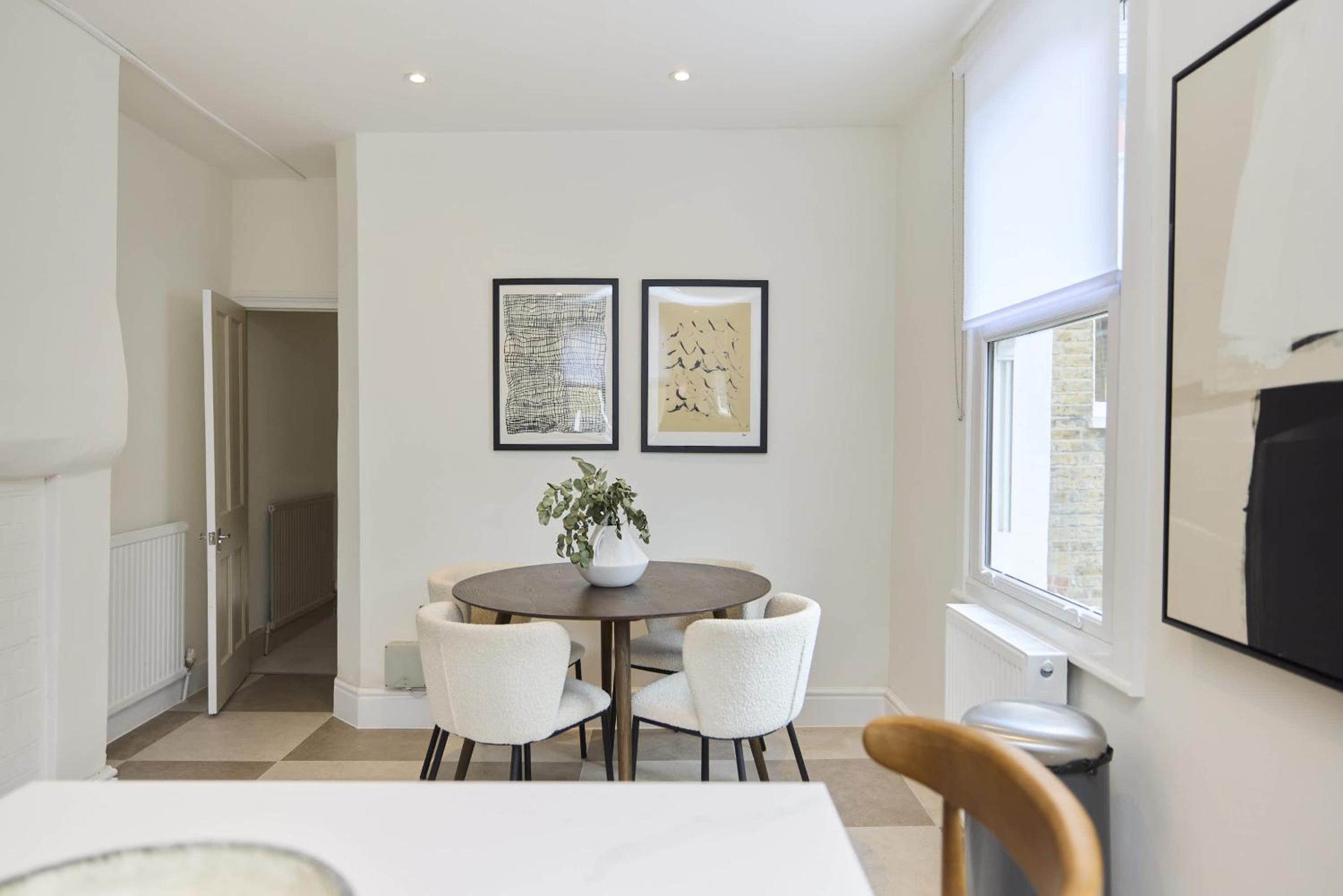 The Earlsfield Flat