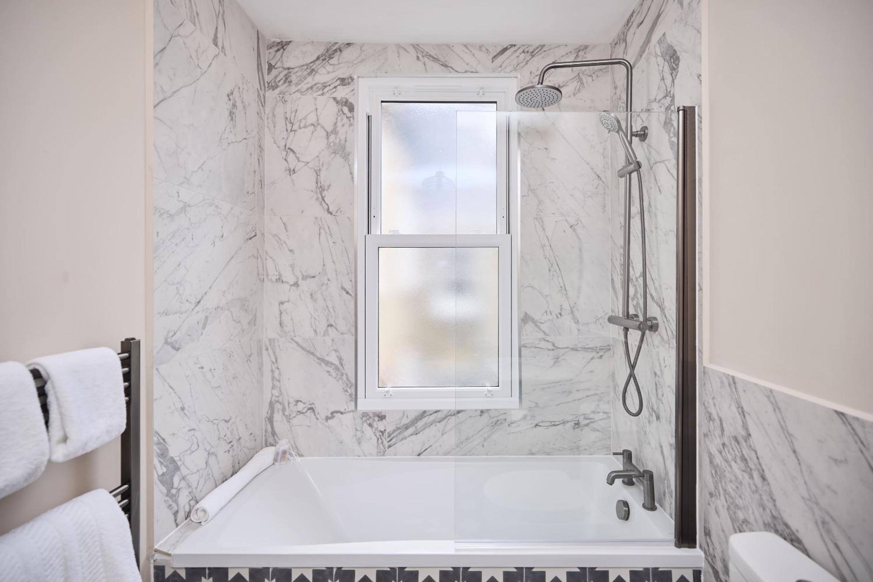 The Earlsfield Flat