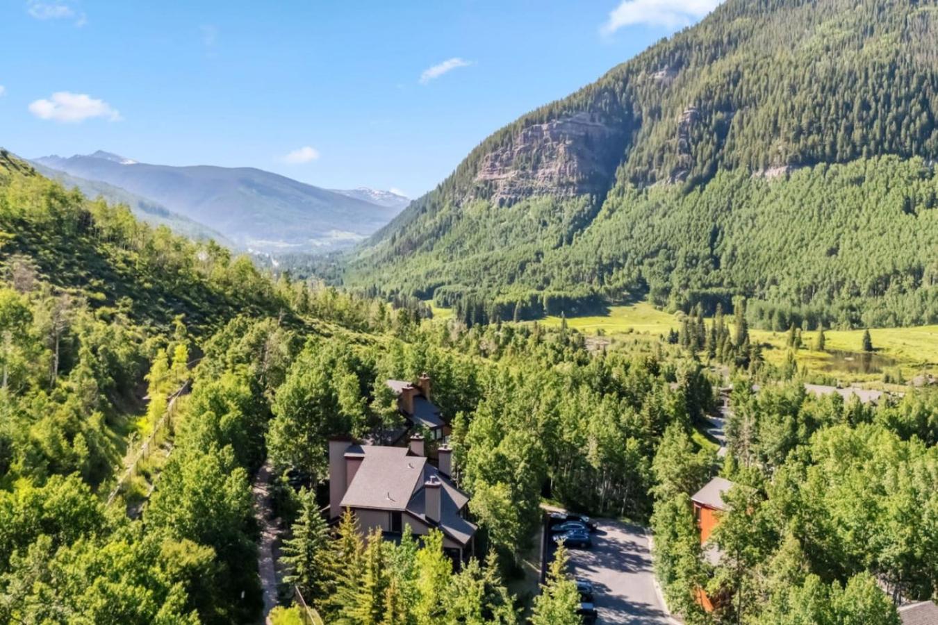 Alpine Retreat Walk to Vail Village and Slopes