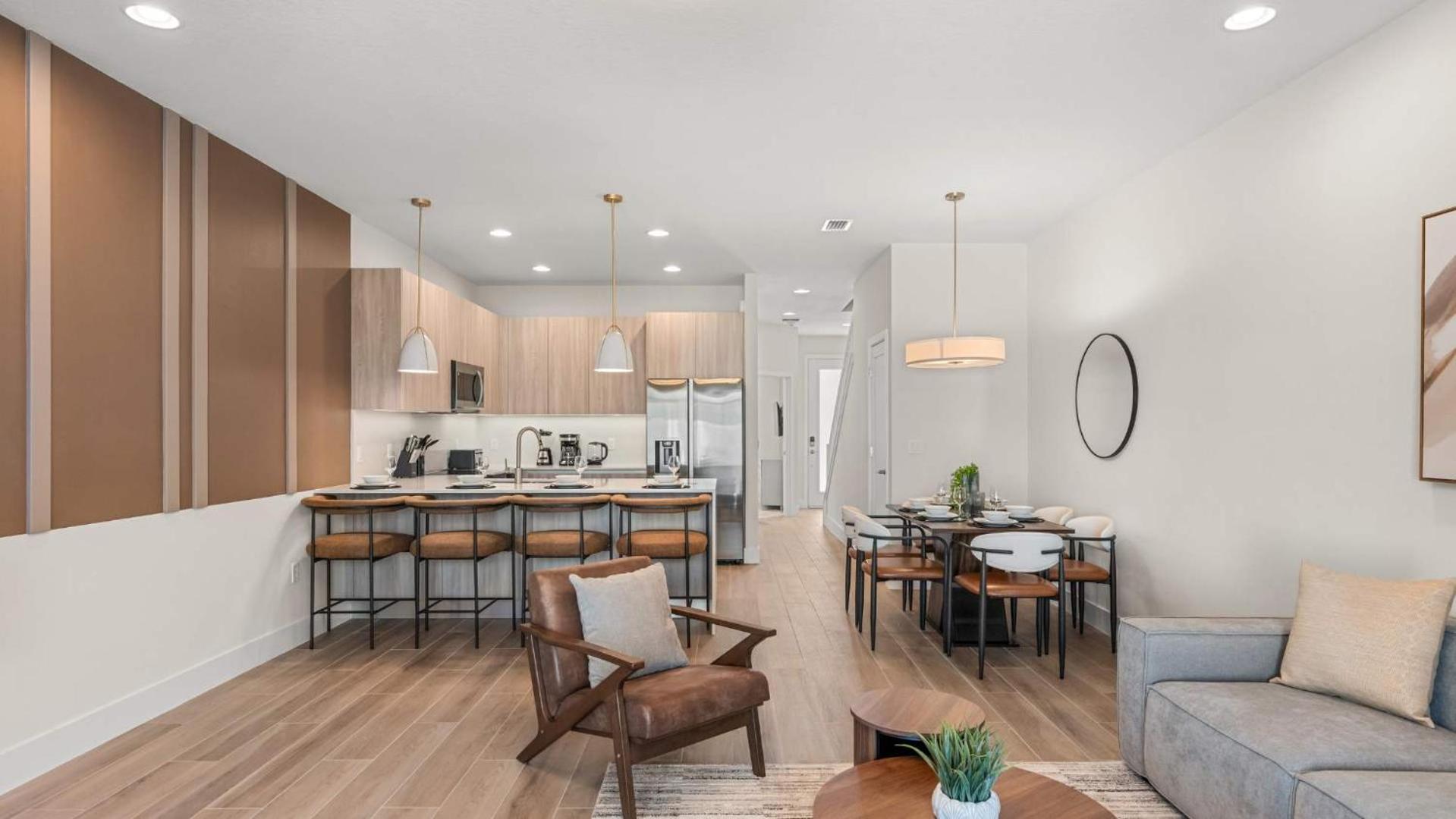Upstay Pristine 3BR Home with Private Pool & BBQ
