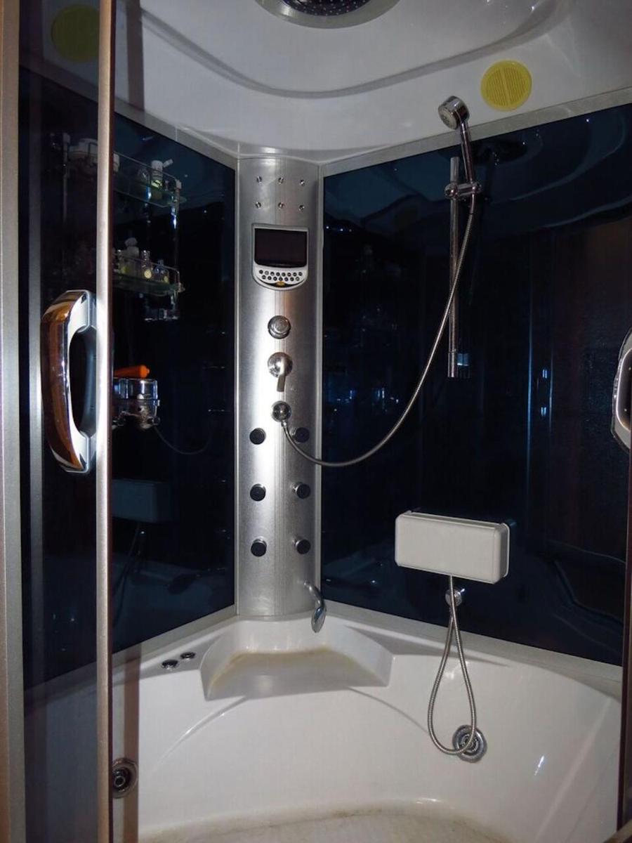 Jacuzzi
