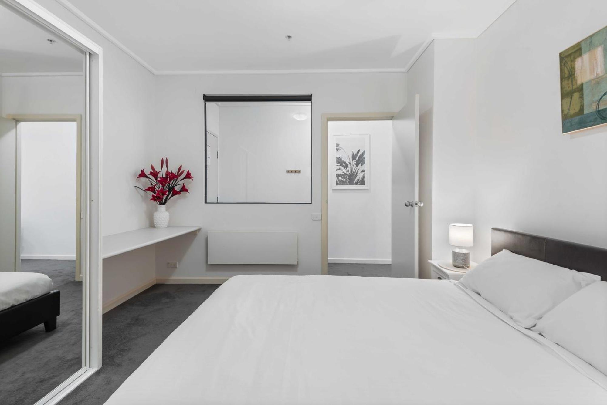 Cosy 1-Bed Apartment In the Heart of Melbourne
