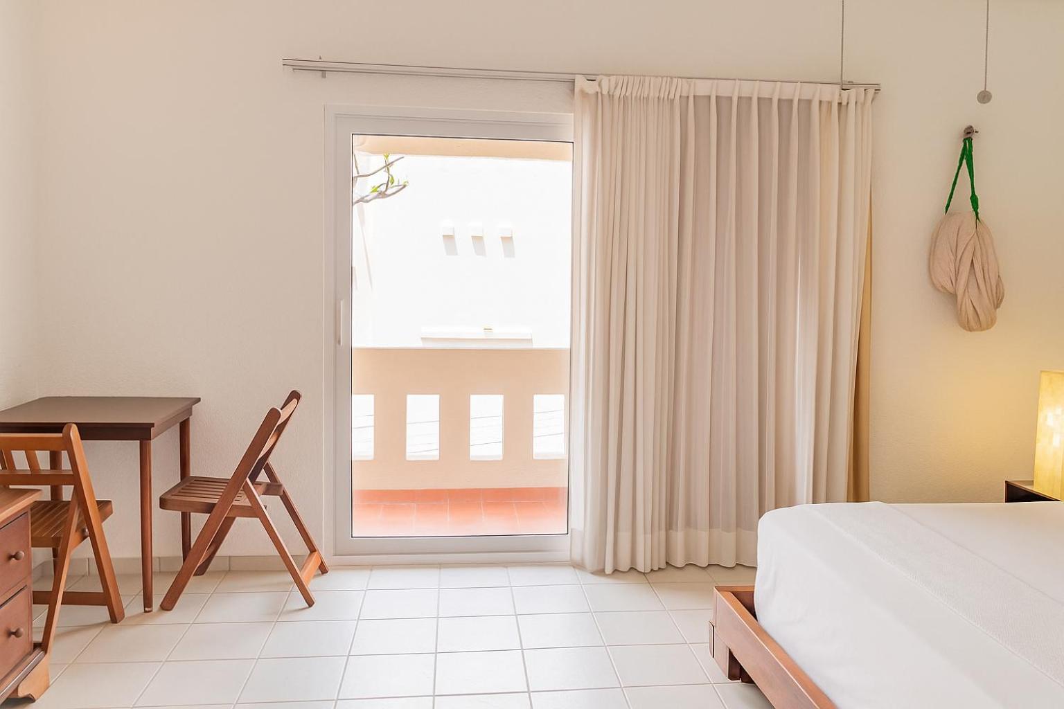 Amazing Complex Near 5th Avenue by Andiani Travel
