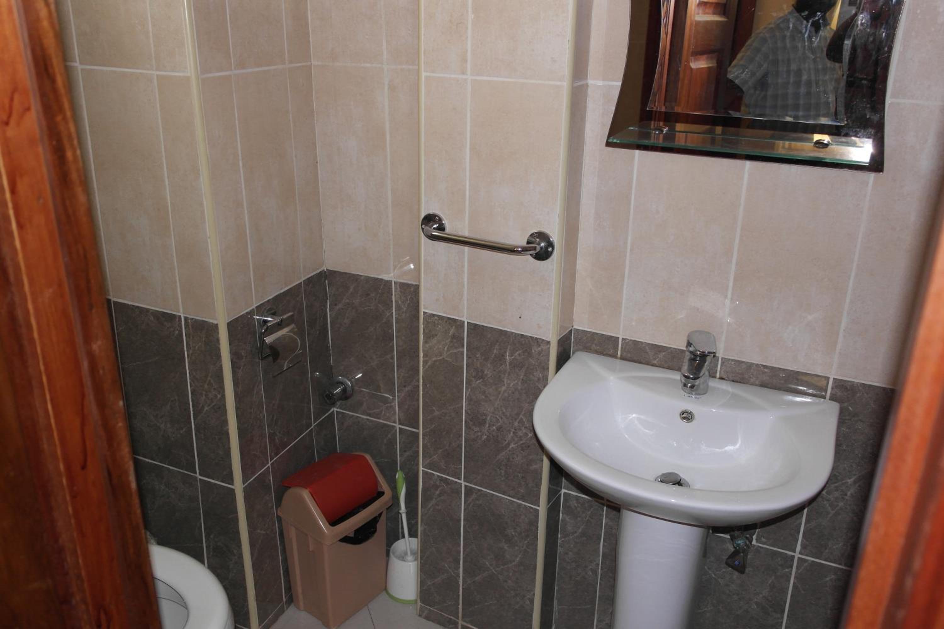 Photo 48