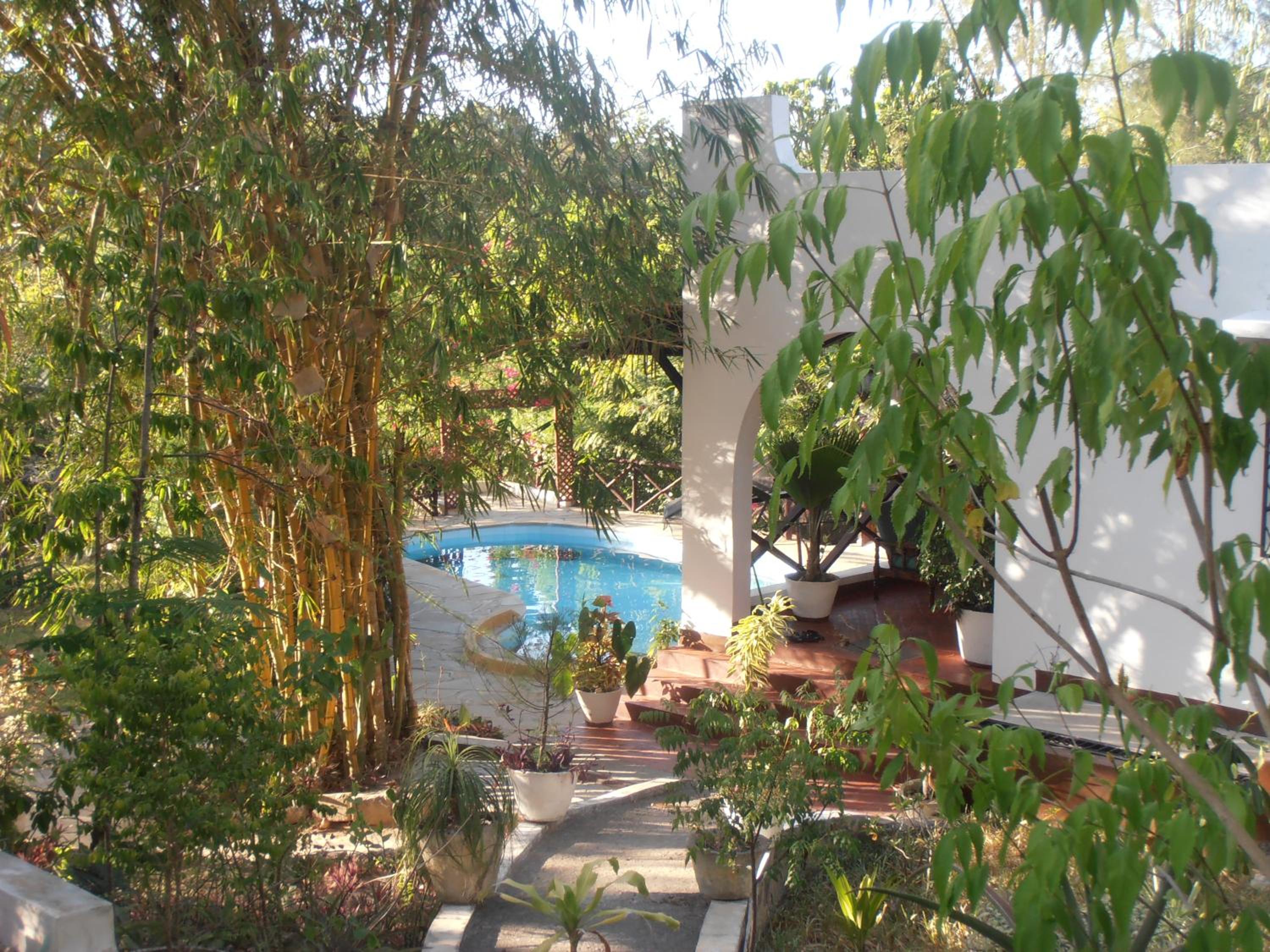 Sunset Villa's Tropical Garden House