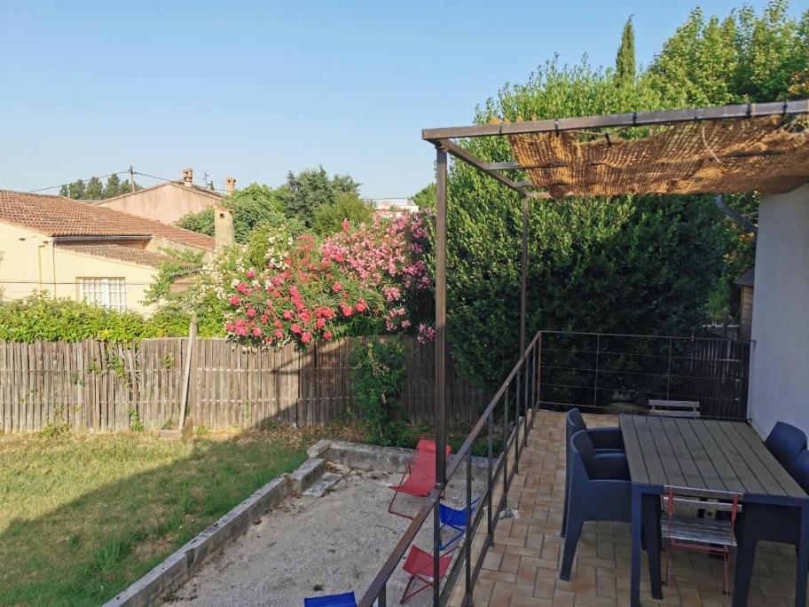 Millerand maison climatisation 3 chambres jardin et stationnement proche intra muros