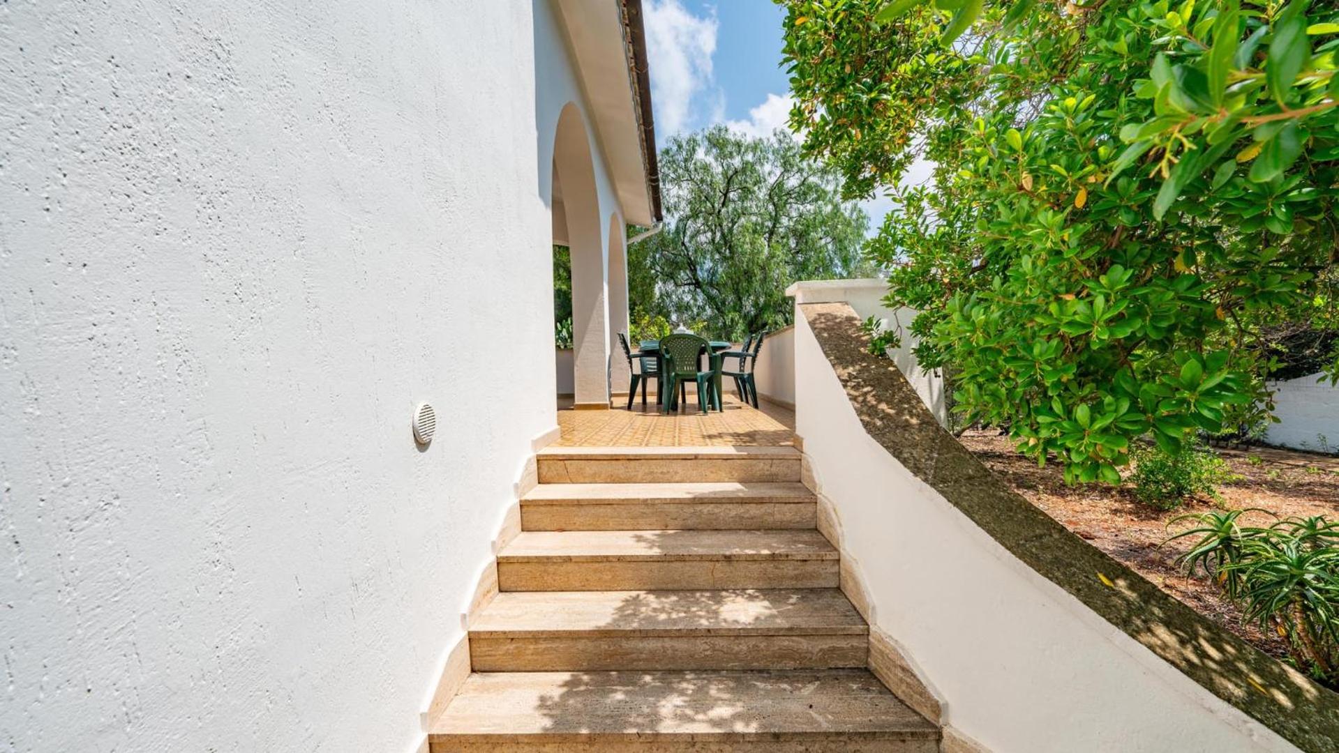 Villa Horus by Rentbeat