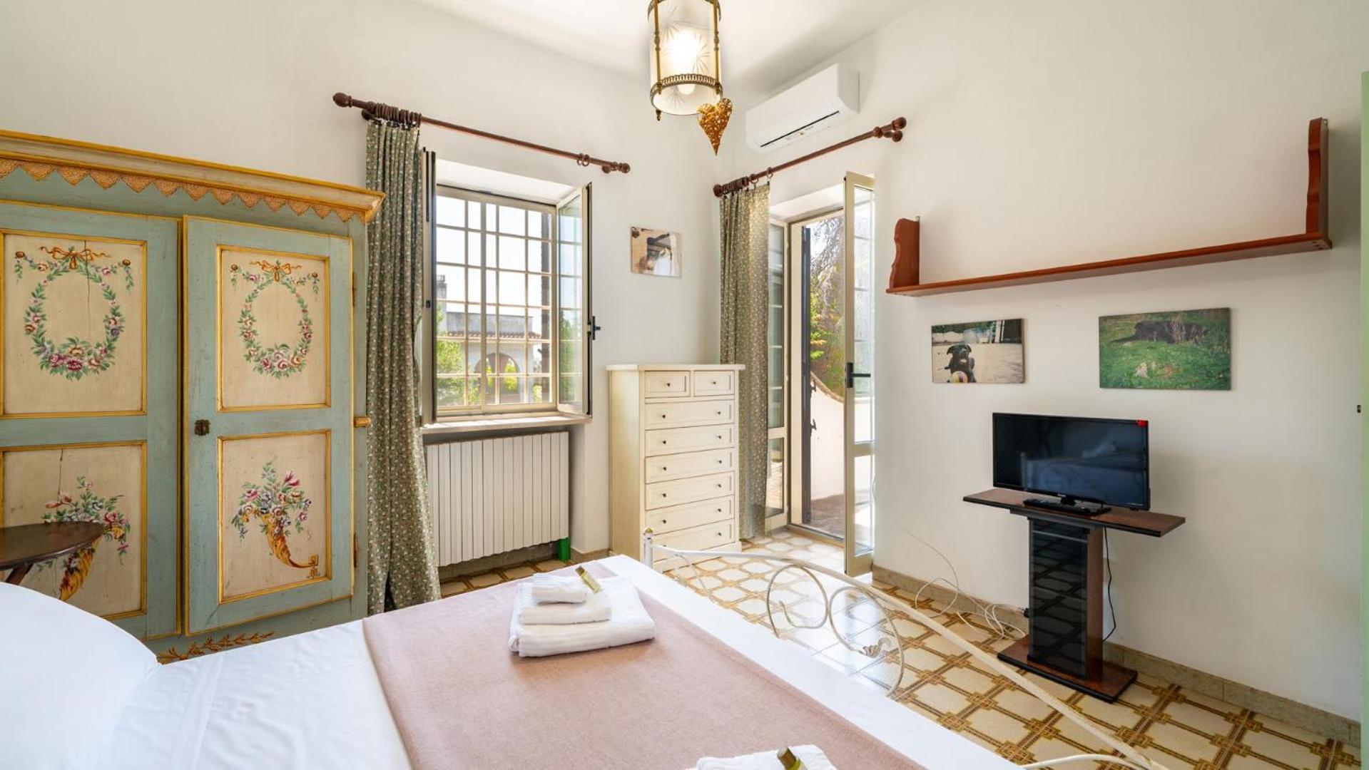 Villa Horus by Rentbeat