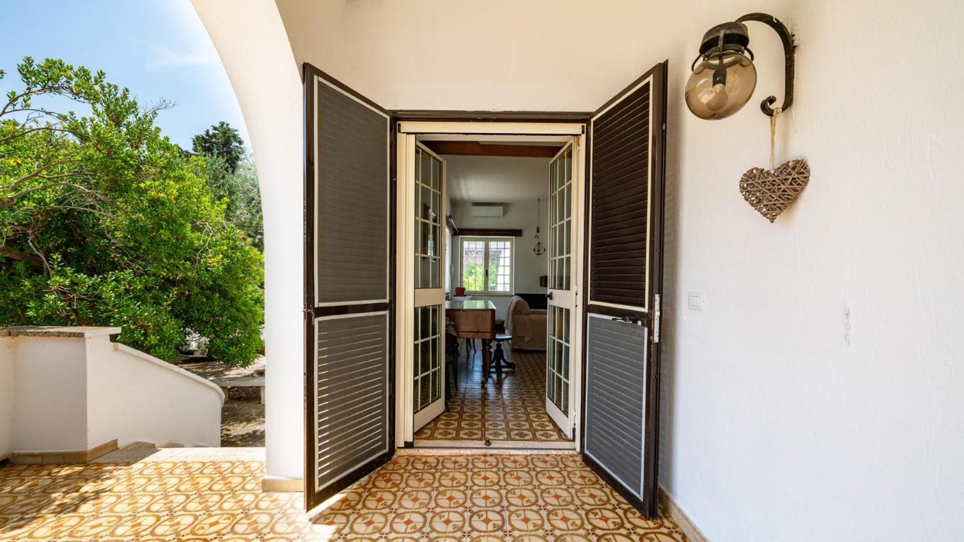 Villa Horus by Rentbeat