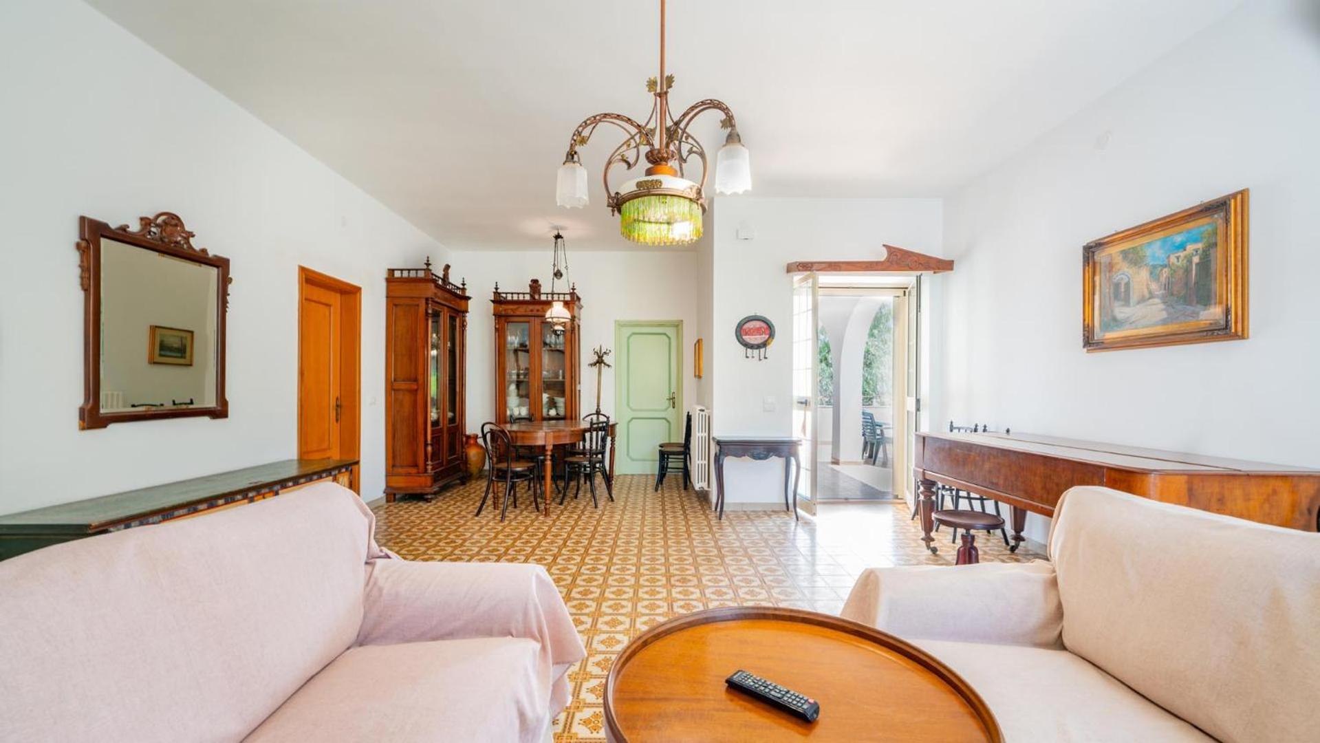 Villa Horus by Rentbeat
