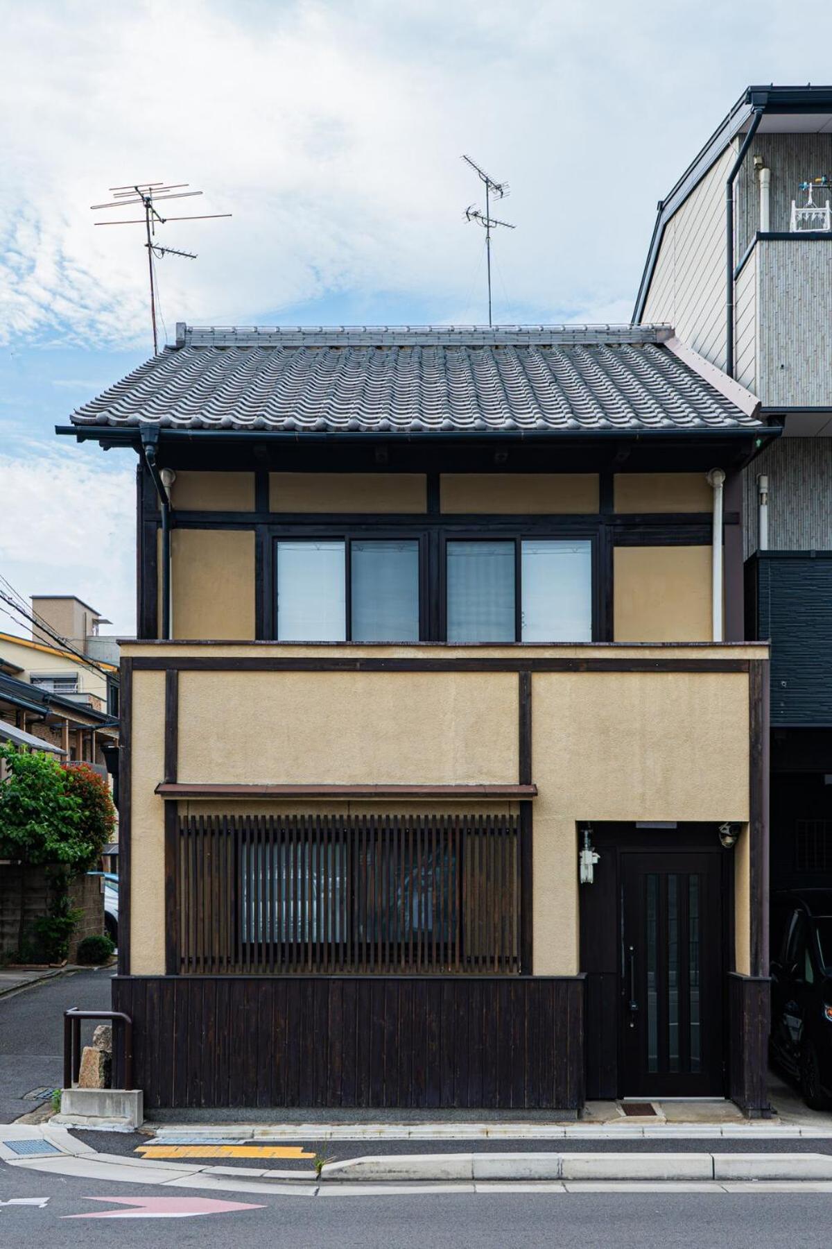 夏様小倉町 Convenient house, private house, 5-minute walk from Nijo station