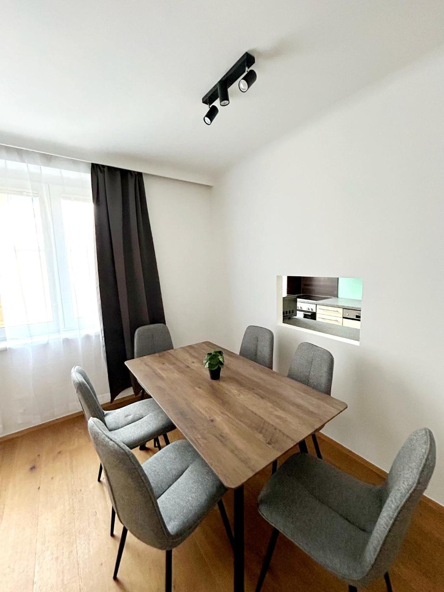 2 rooms apartment near Schönbrunn palace