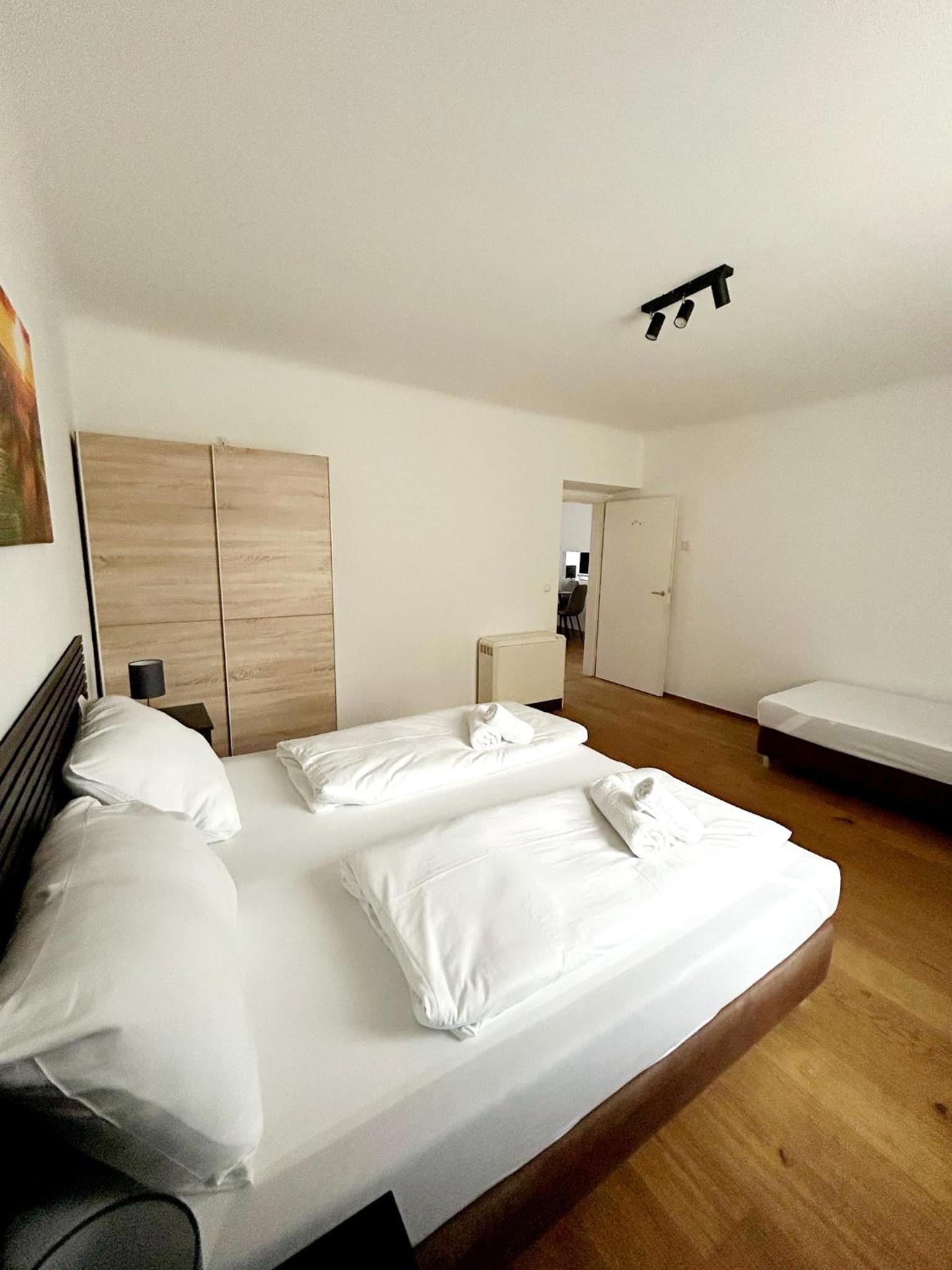 2 rooms apartment near Schönbrunn palace