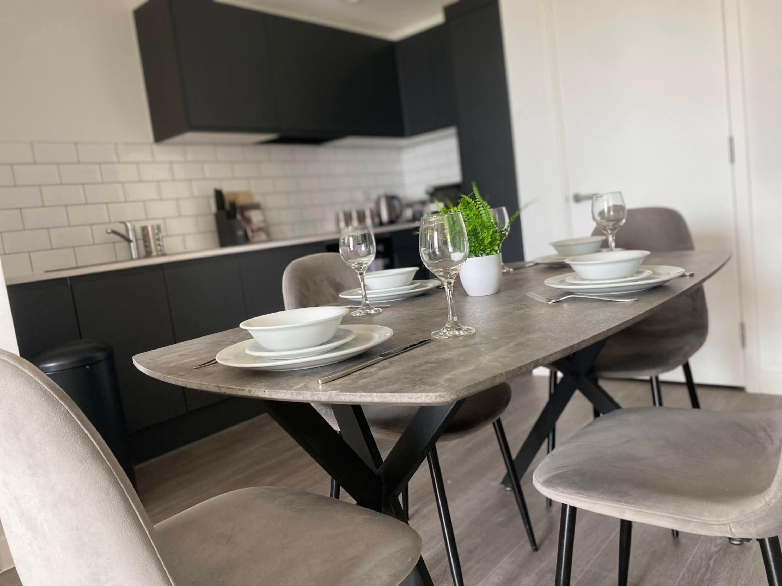 2-Bed Flat in Sports Hub - Walk to MUFC & Cricket