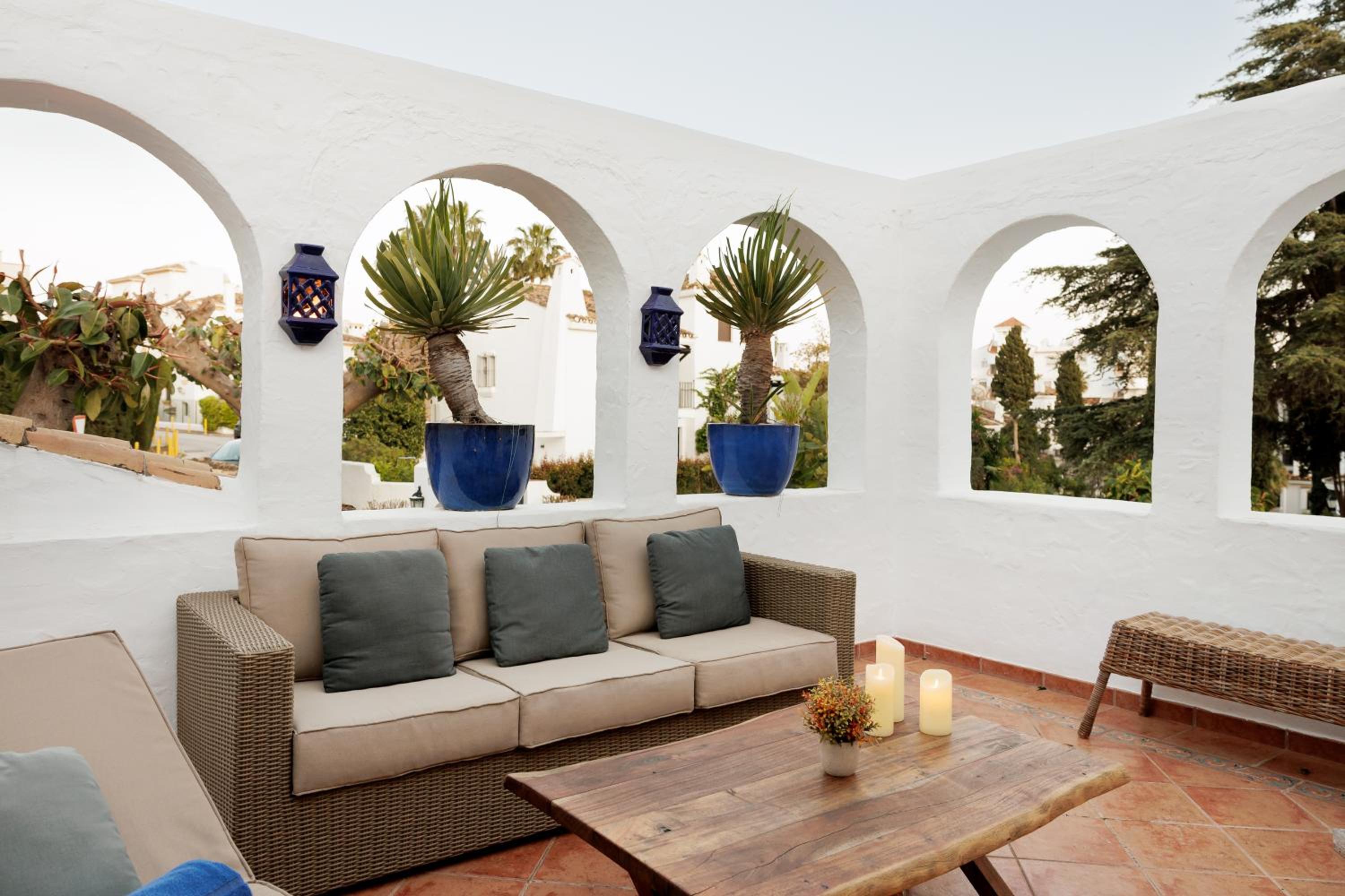 MARBELLA BANUS SUITES - Aldea Blanca Terraces Views