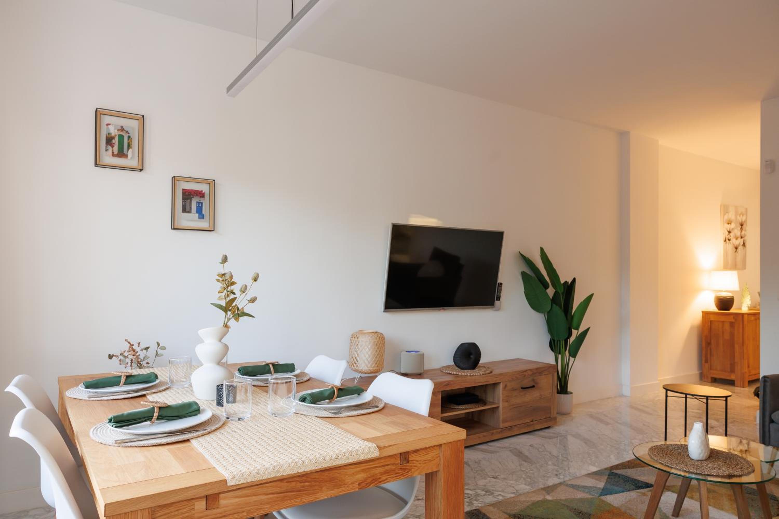 MARBELLA BANUS SUITES - Playa Rocio Beach Access Complex