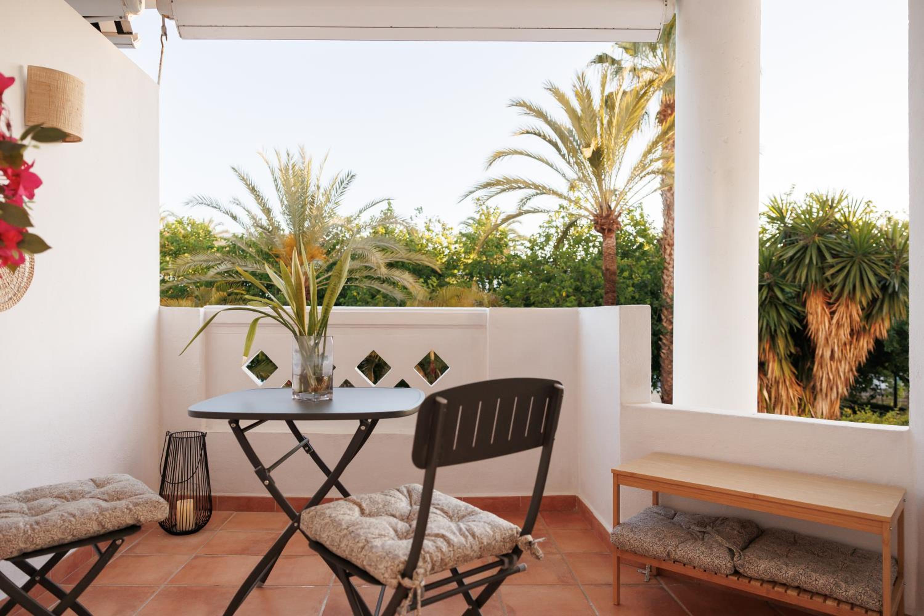 MARBELLA BANUS SUITES - Playa Rocio Beach Access Complex