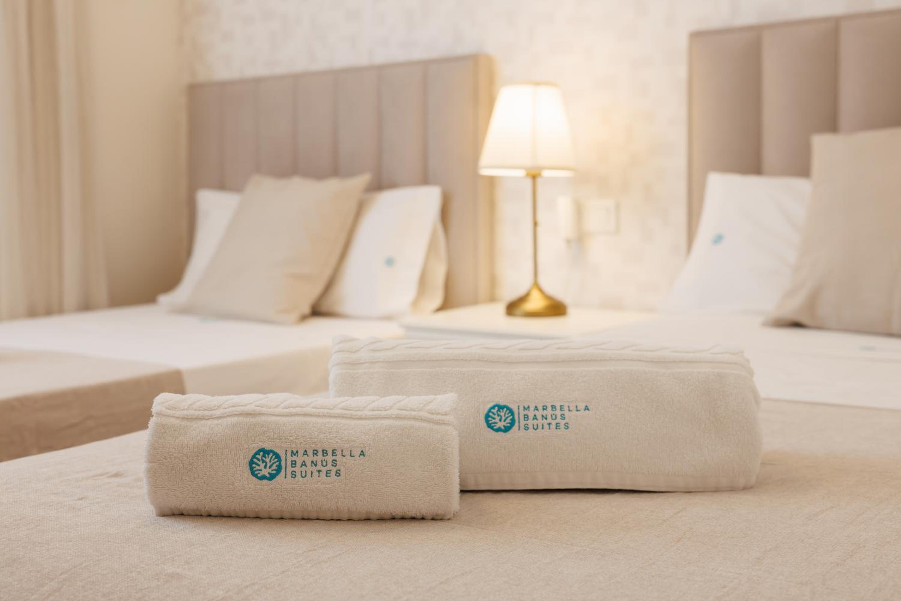 MARBELLA BANUS SUITES - Banus Playa Rocio Beachfront Complex
