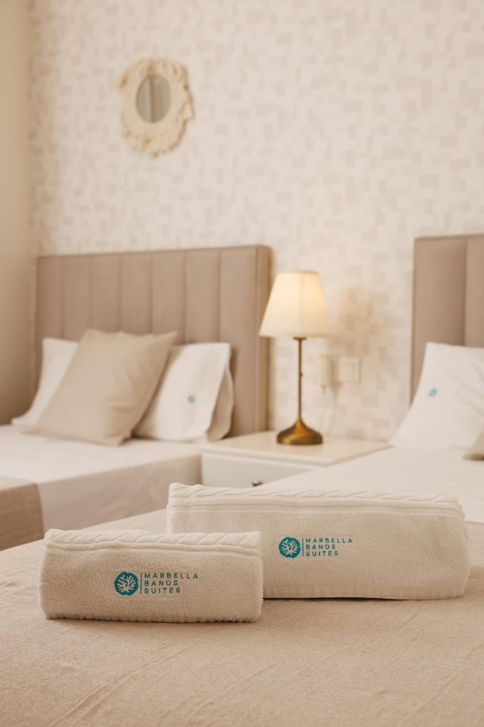 MARBELLA BANUS SUITES - Banus Playa Rocio Beachfront Complex