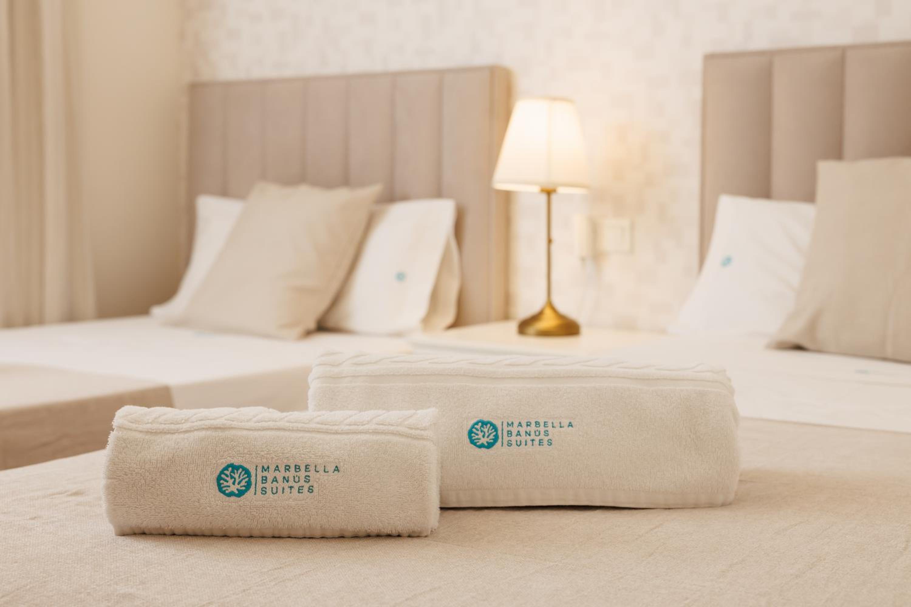 MARBELLA BANUS SUITES - Banus Playa Rocio Beachfront Complex