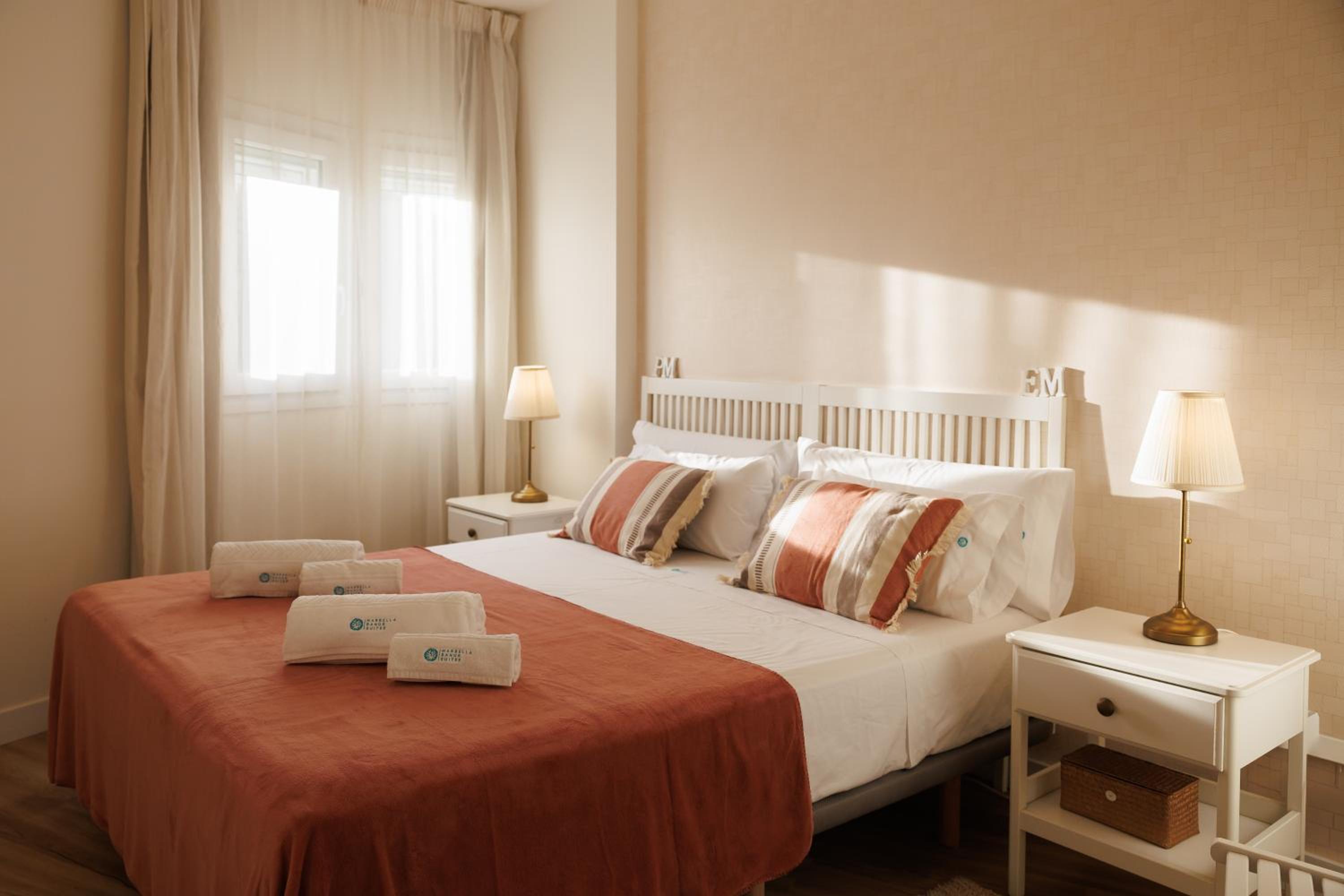 MARBELLA BANUS SUITES - Banus Playa Rocio Beachfront Complex
