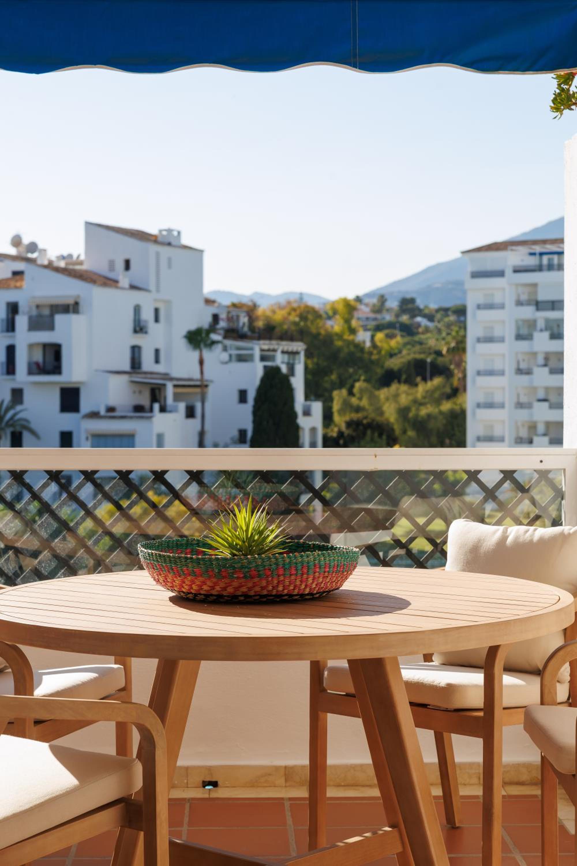 MARBELLA BANUS SUITES - Terrazas de Banus Garden Views