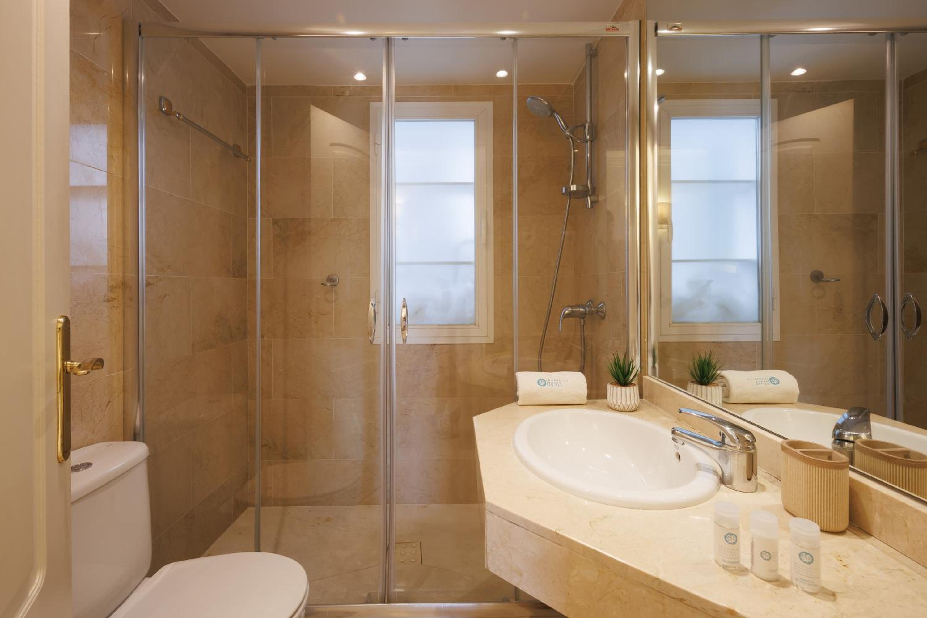 MARBELLA BANUS SUITES - Terrazas de Banus Garden Views