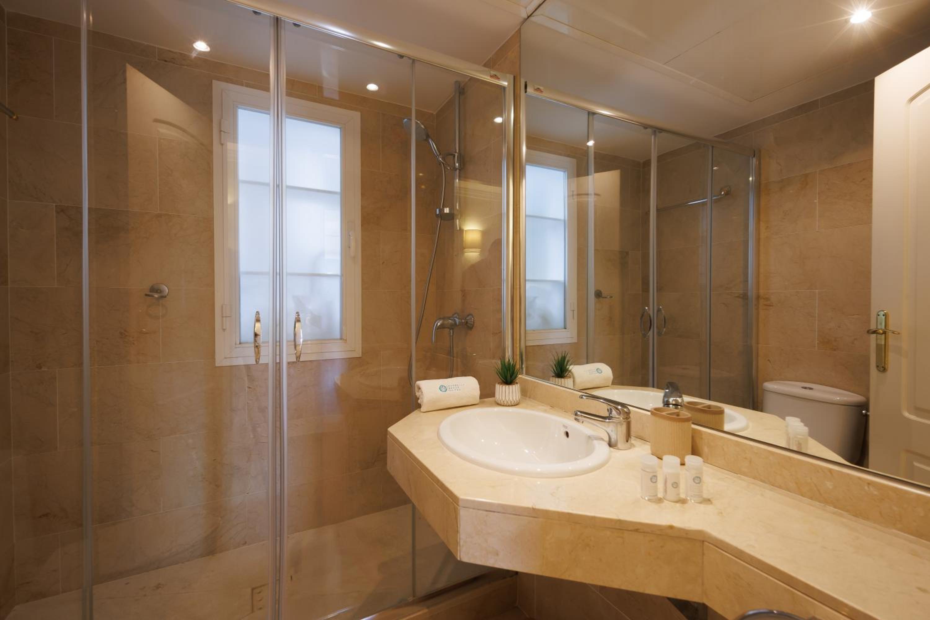MARBELLA BANUS SUITES - Terrazas de Banus Garden Views
