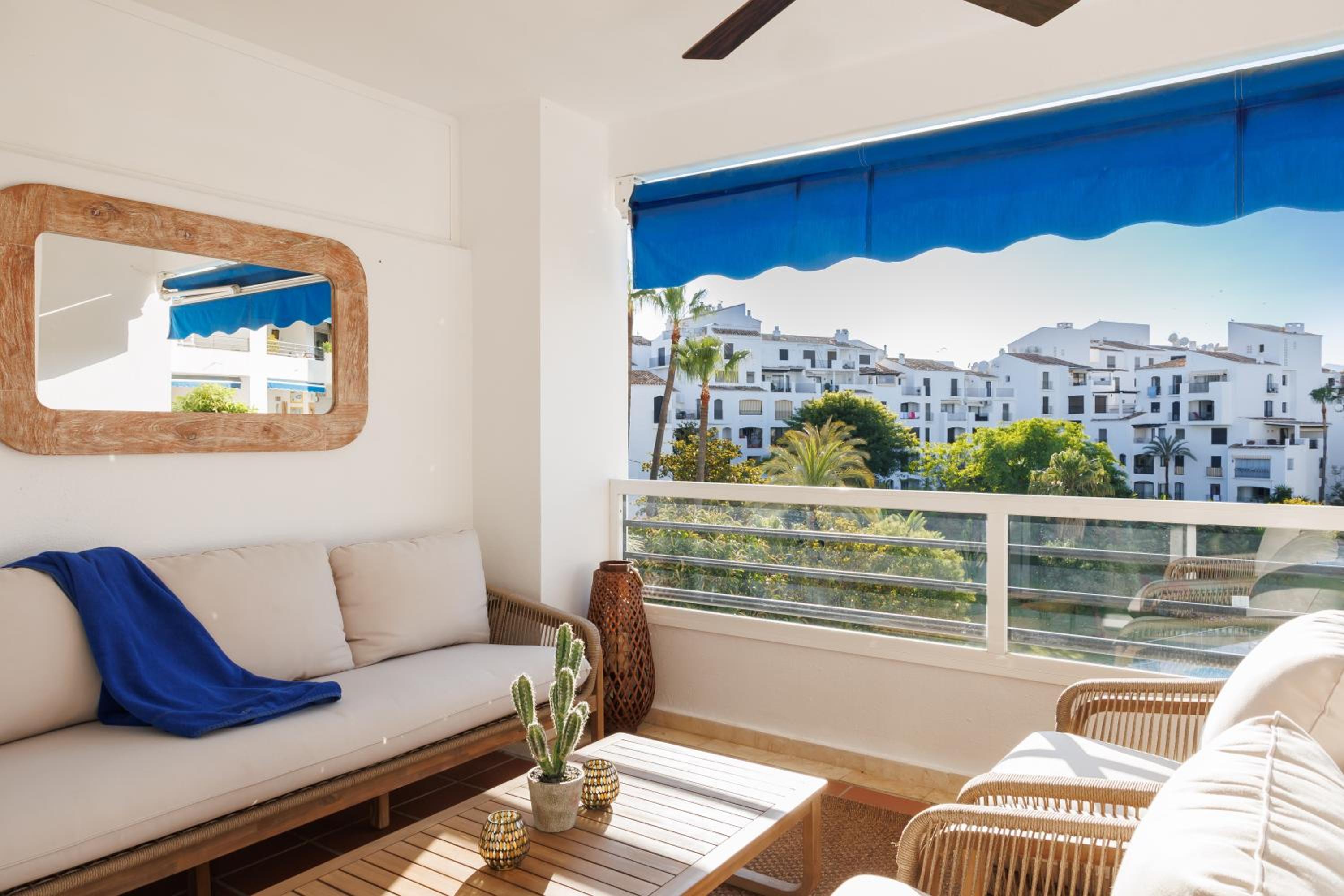 MARBELLA BANUS SUITES - Terrazas de Banus Garden Views