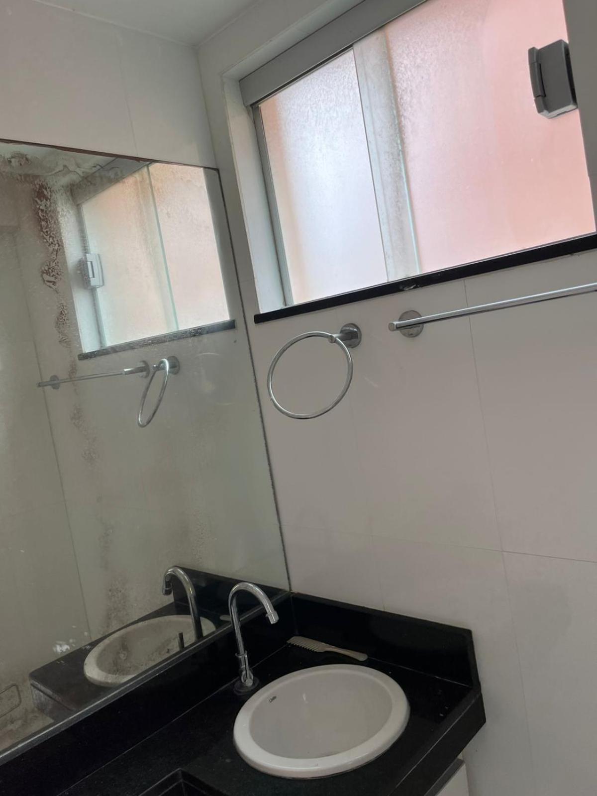 Apartamento moderno e bem localizado